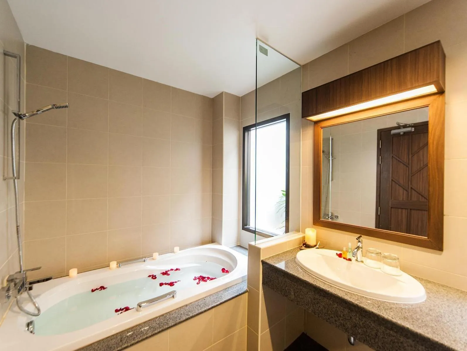 Bathroom in Ratana Hill Patong
