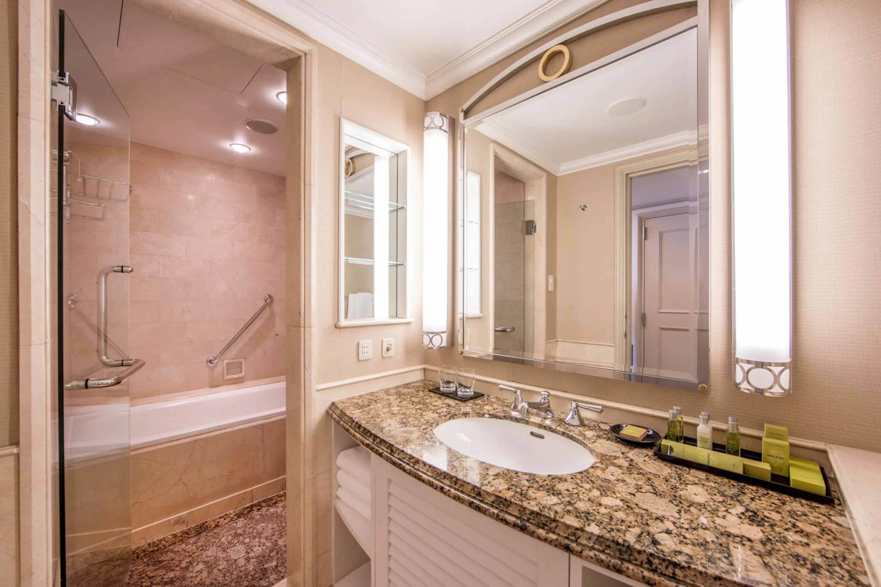 Bathroom in Hilton Tokyo Odaiba