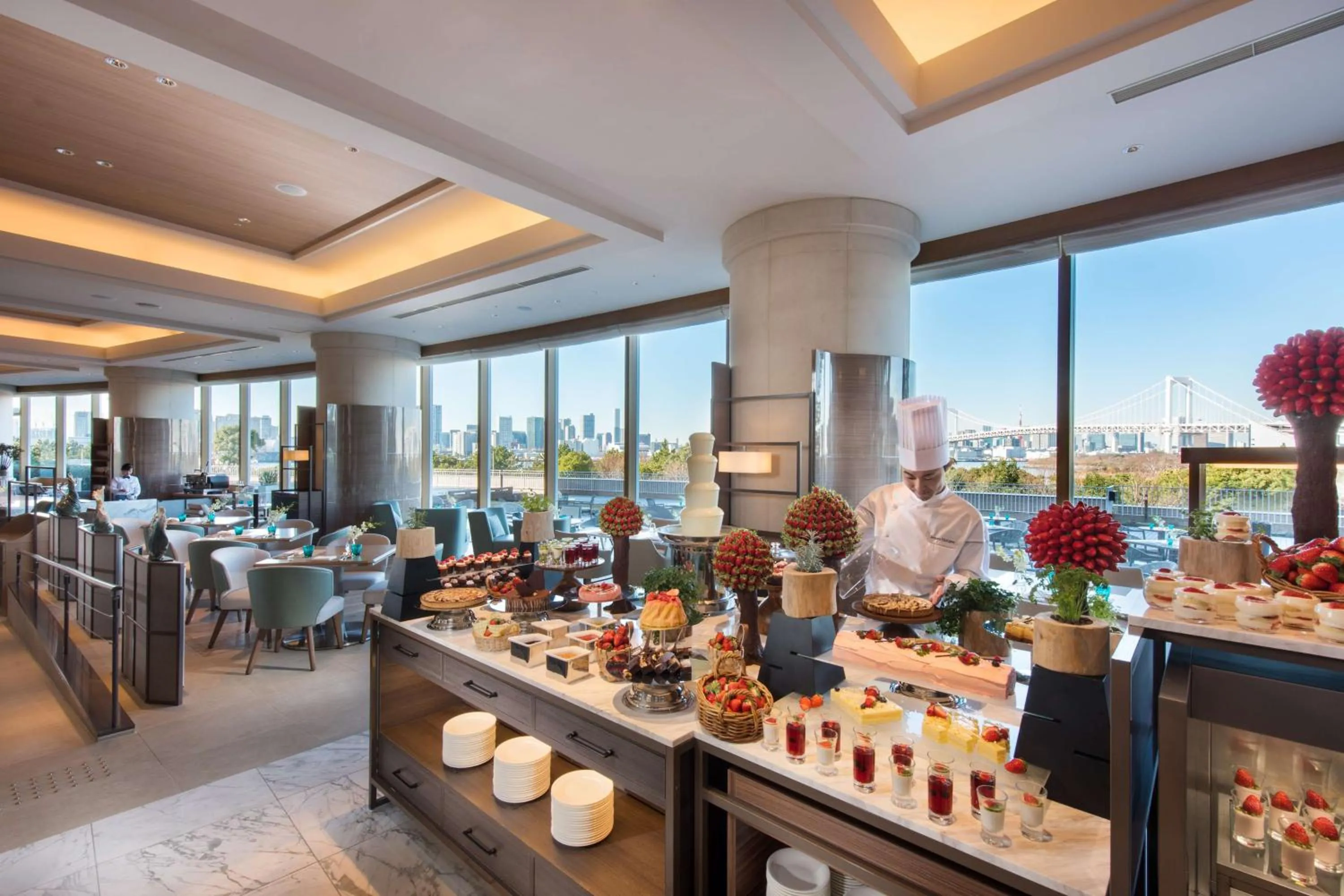 Restaurant/places to eat in Hilton Tokyo Odaiba