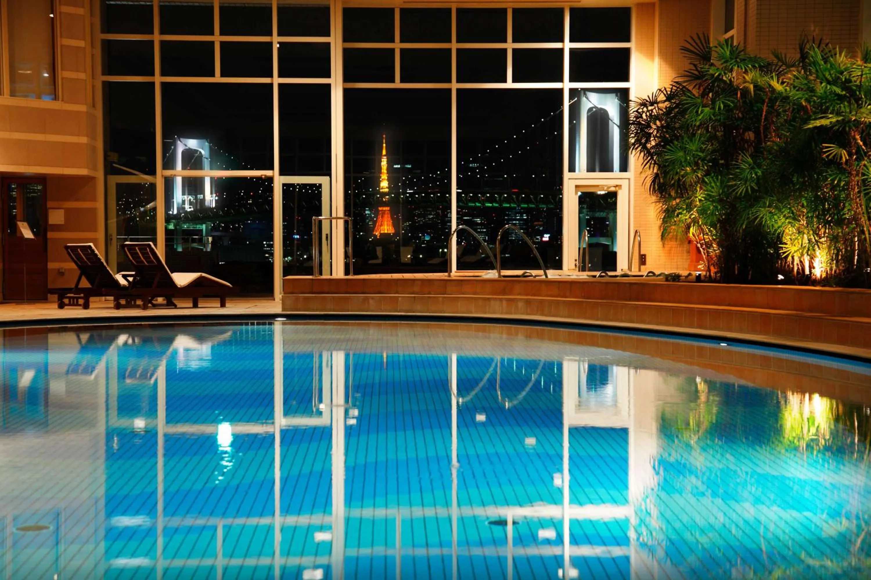 Pool view in Hilton Tokyo Odaiba