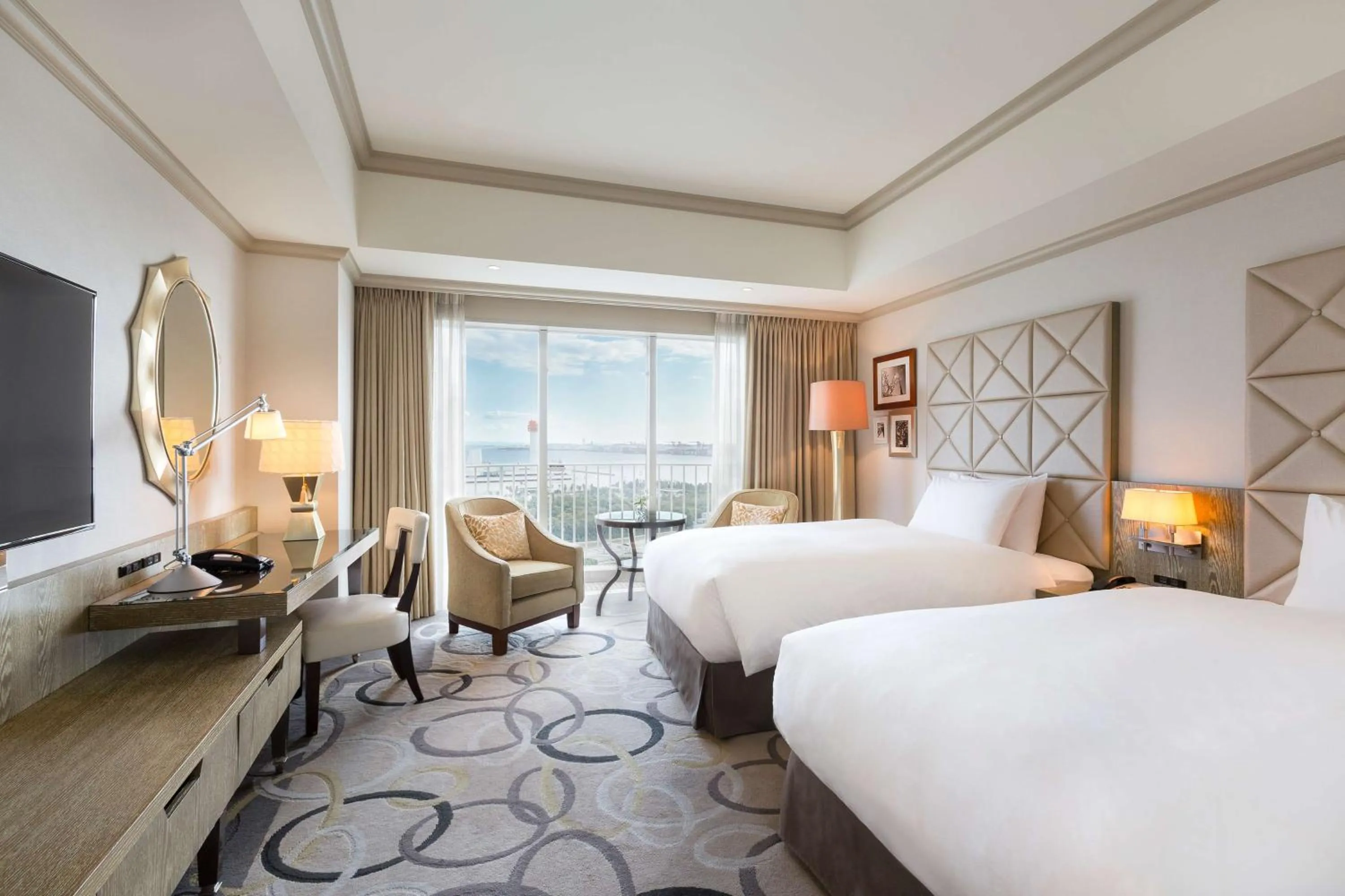 Bedroom, Bed in Hilton Tokyo Odaiba