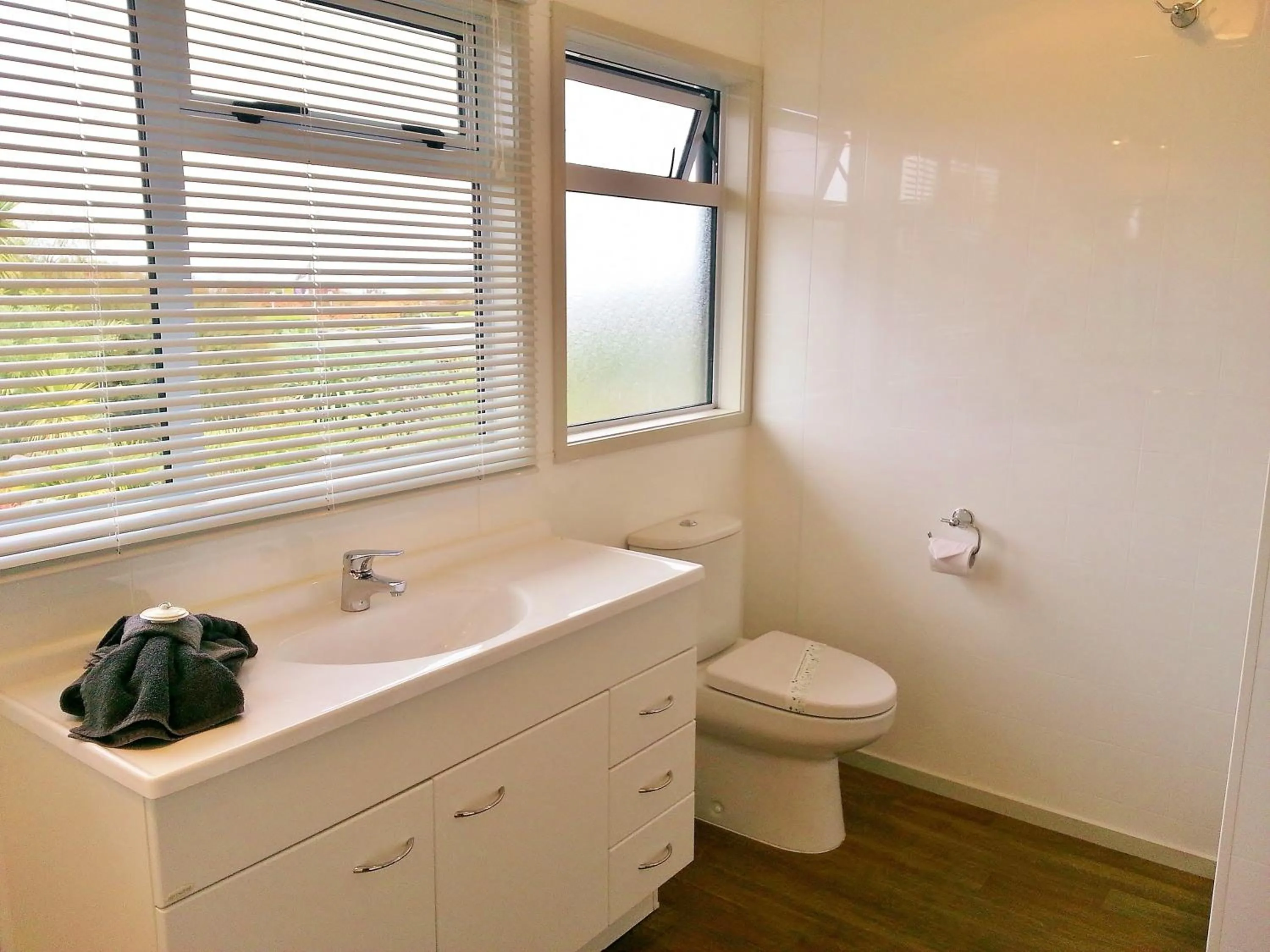 Bathroom in Taupo Debretts Spa Resort