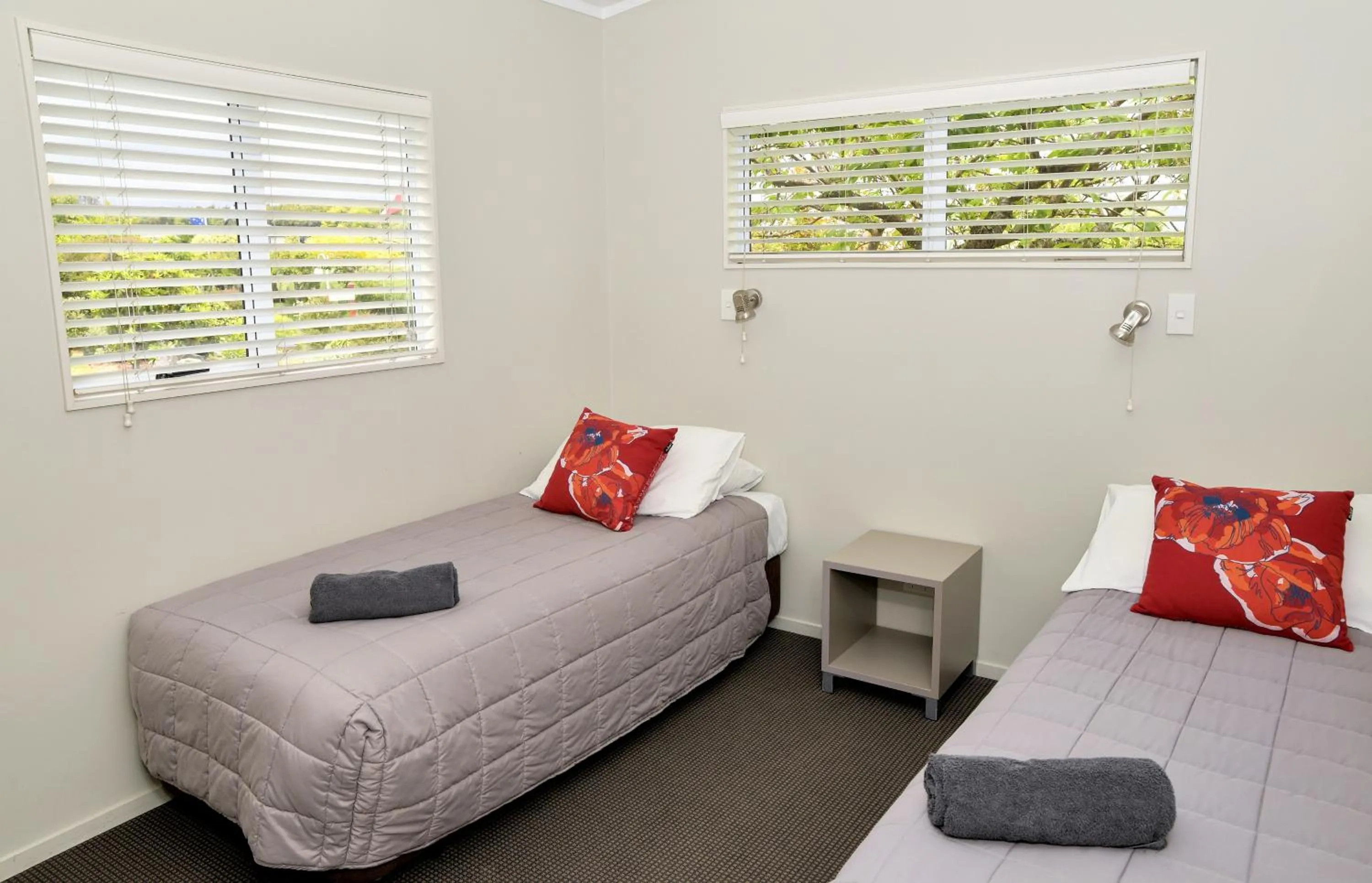 Bed in Taupo Debretts Spa Resort