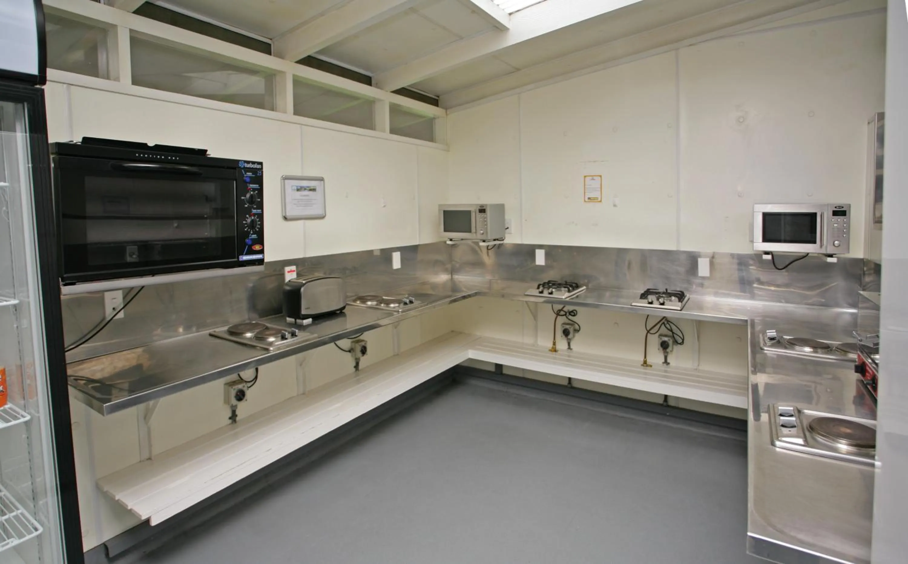 Kitchen or kitchenette in Taupo Debretts Spa Resort