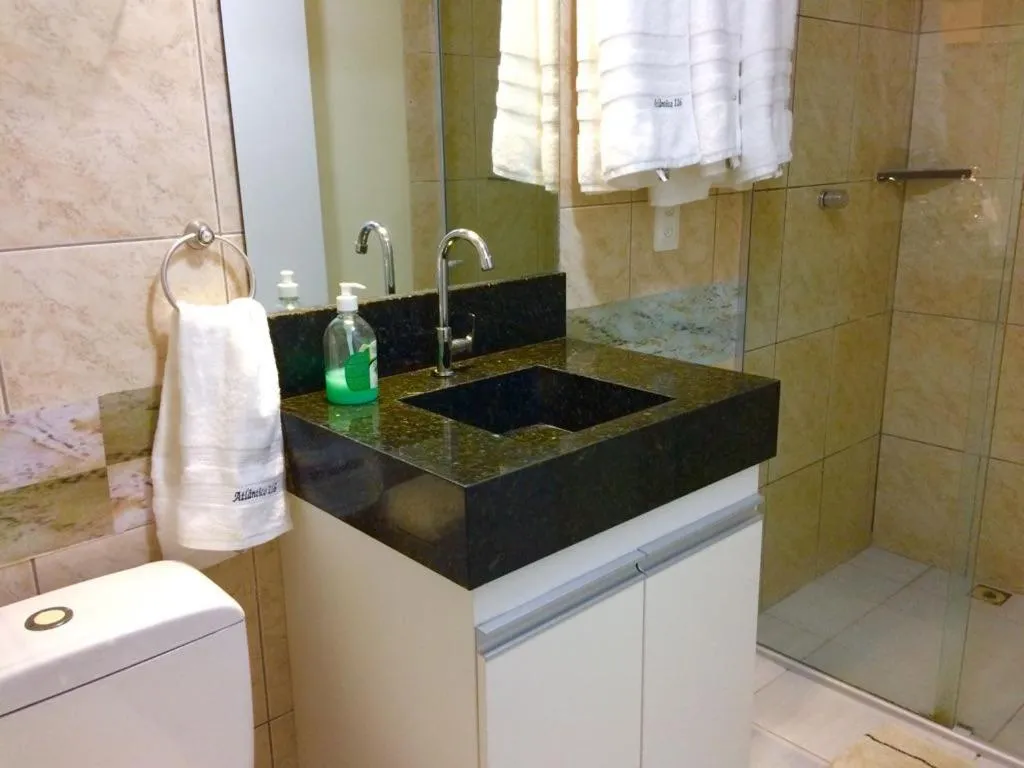 Bathroom in Atlântico Flat 104 e 116