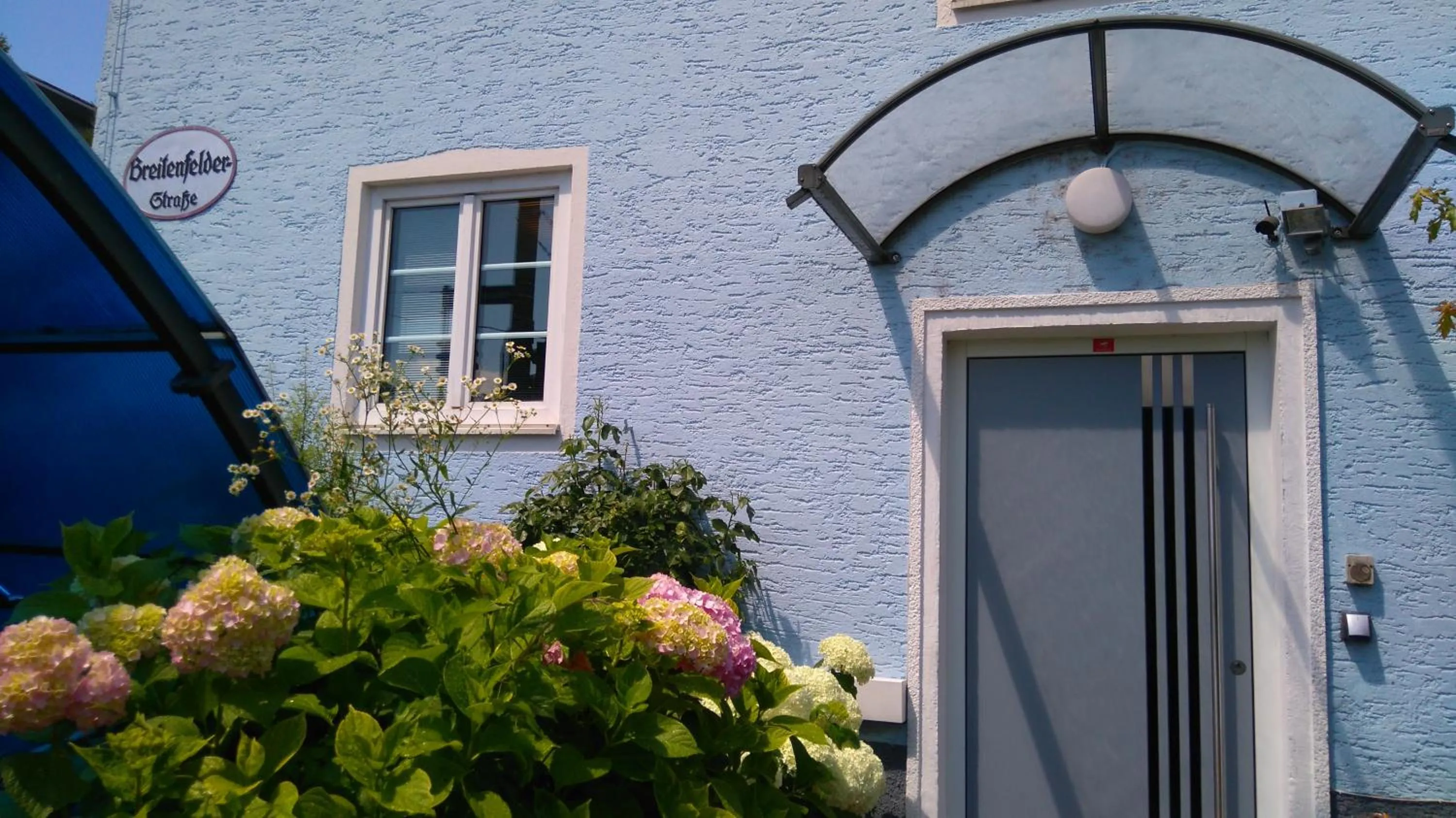 Property building in Pension Elisabeth - Rooms & Apartments