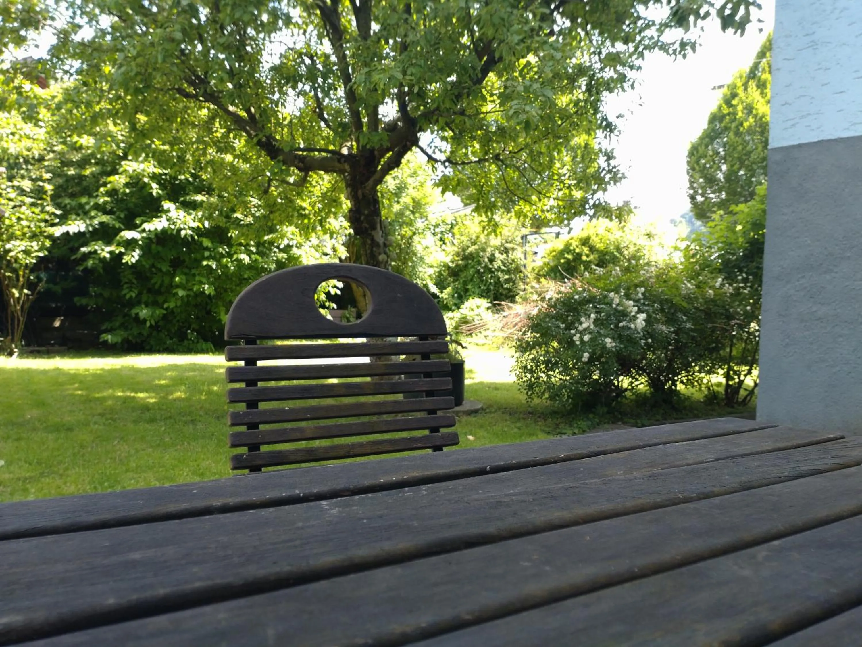 Garden in Pension Elisabeth - Rooms & Apartments