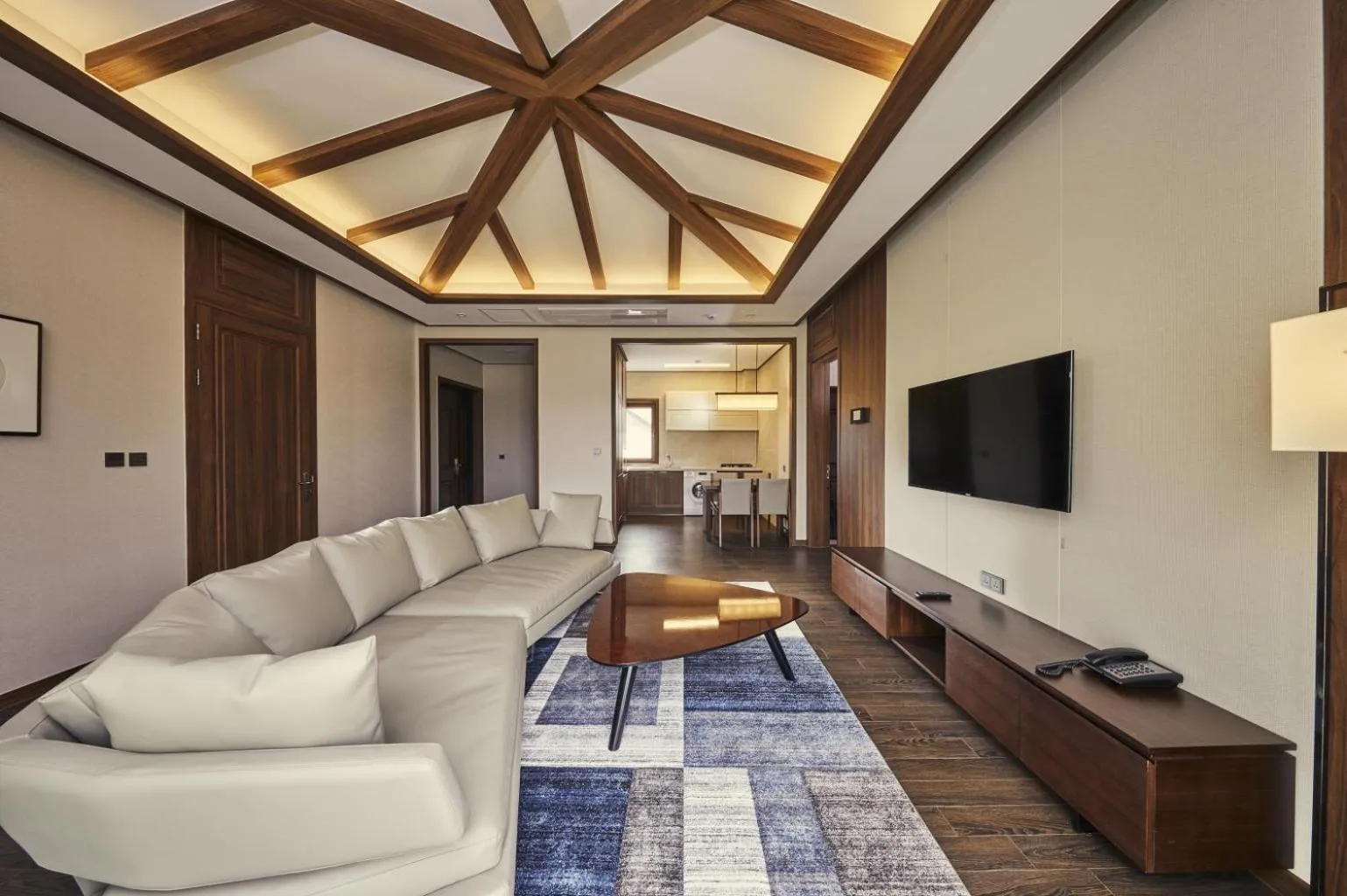 Camphortree Hotel and Resort