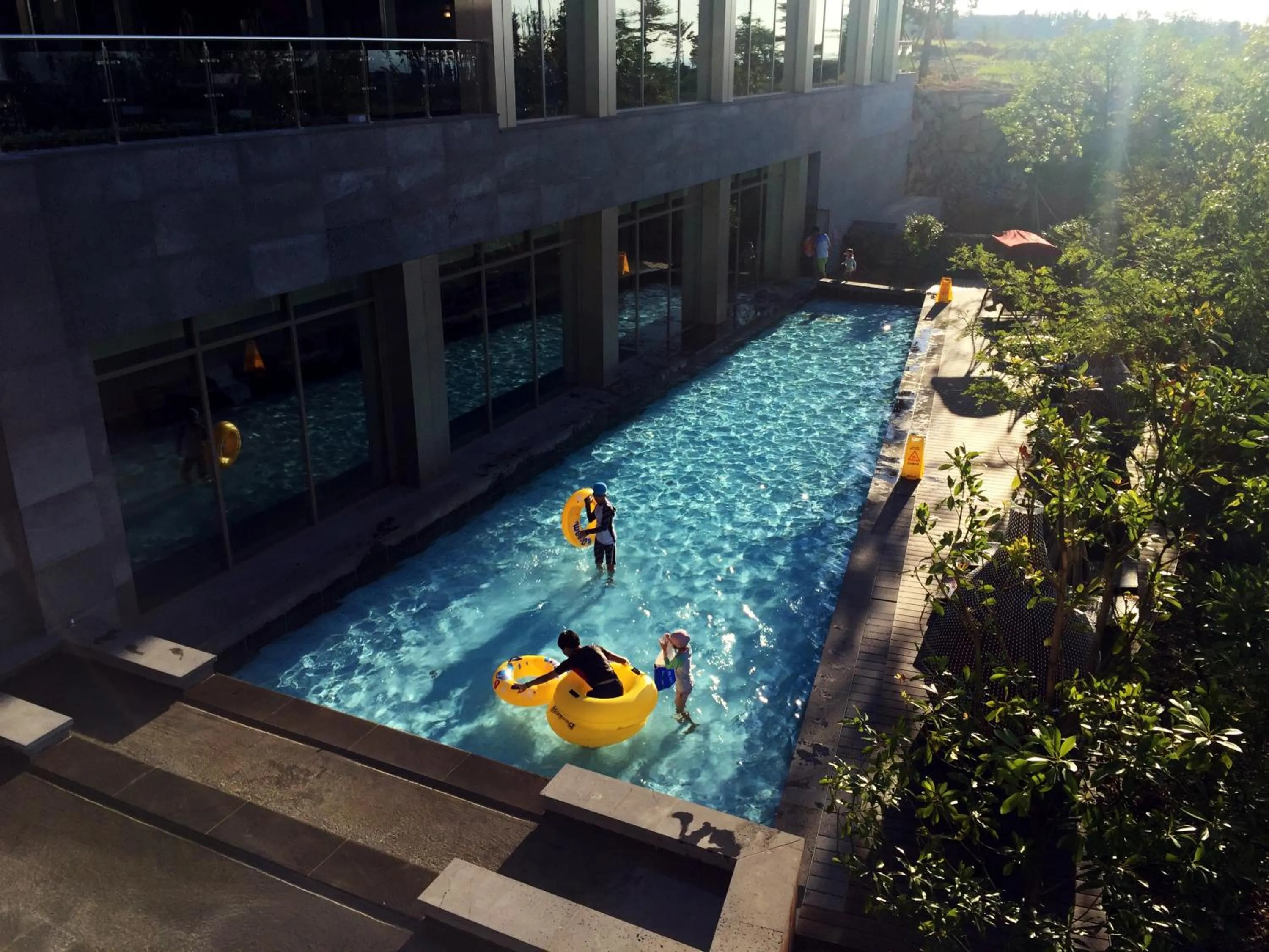 Swimming pool in Camphortree Hotel and Resort