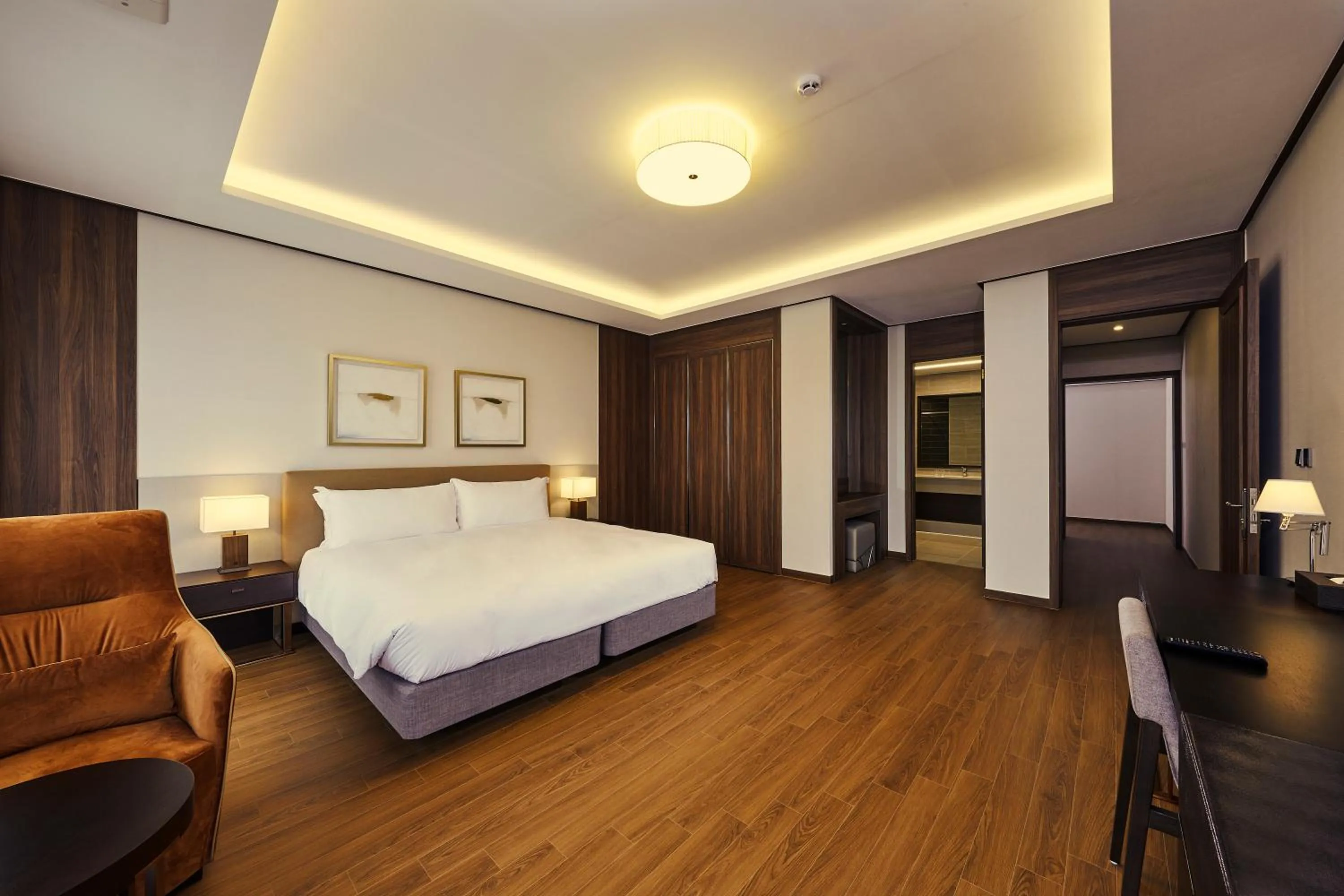 Bed in Camphortree Hotel and Resort