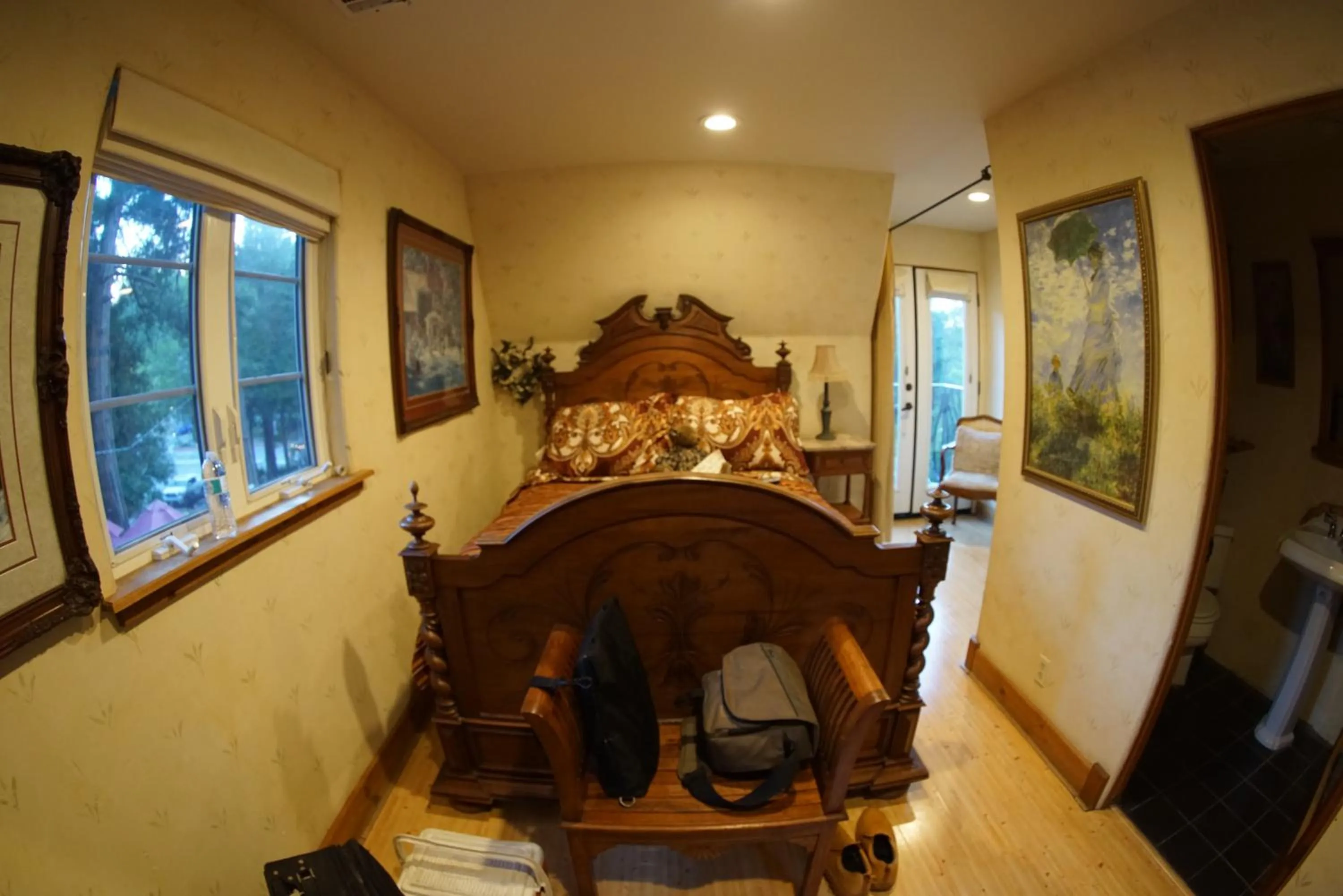 FLEUR DE LAC EUROPERAN INn