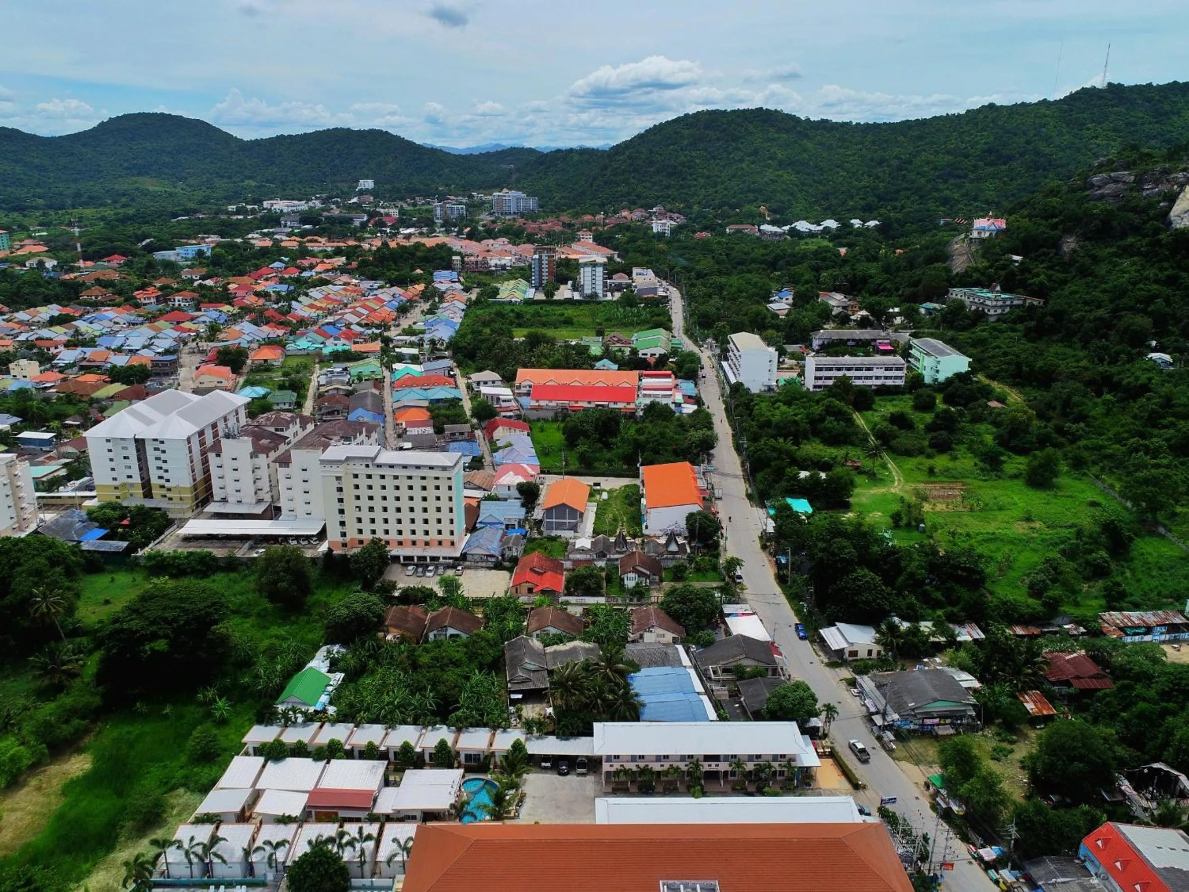 Bird's eye view in Baanloksouylokchay