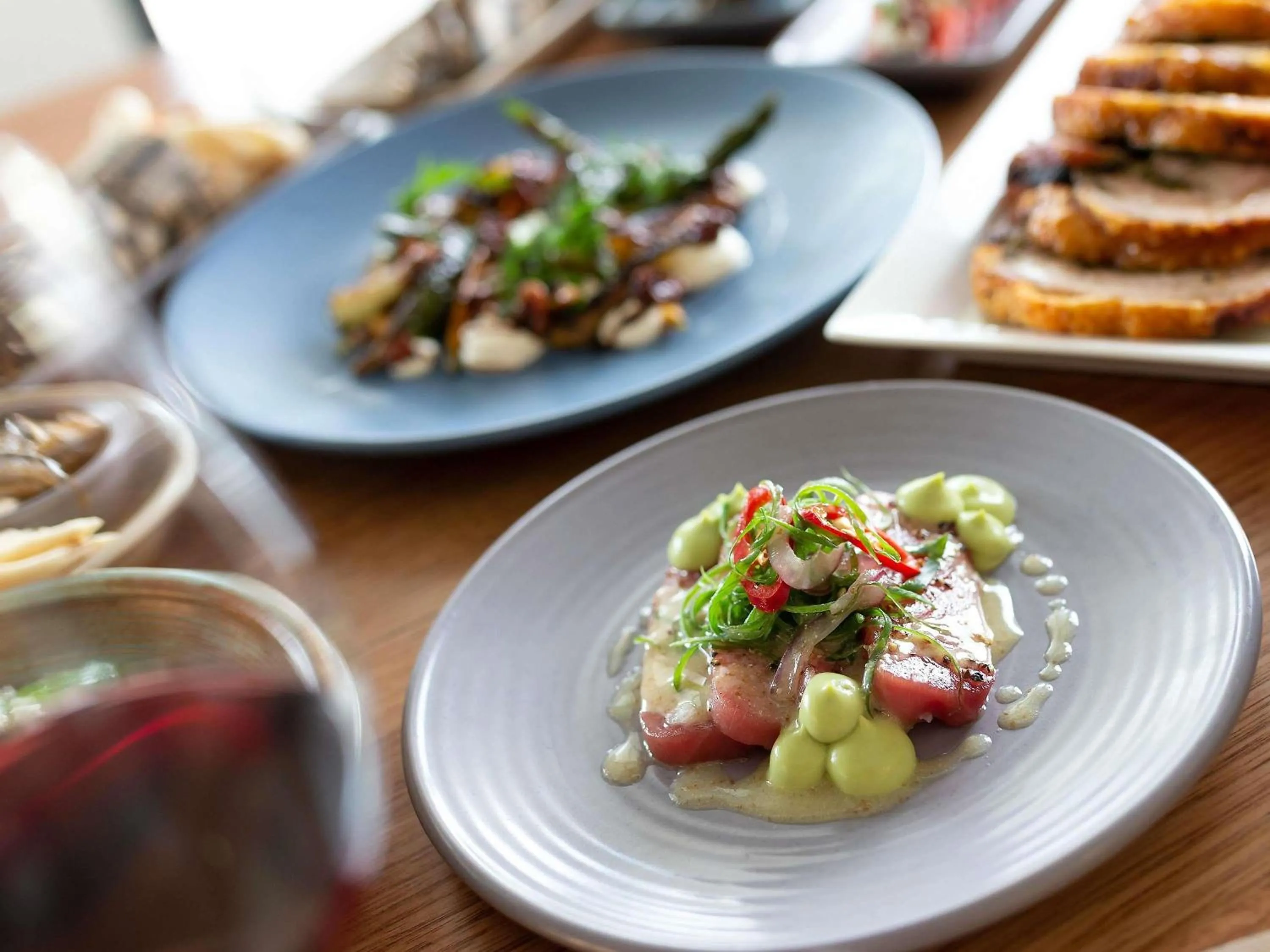 Lounge or bar in Mantra MacArthur Hotel