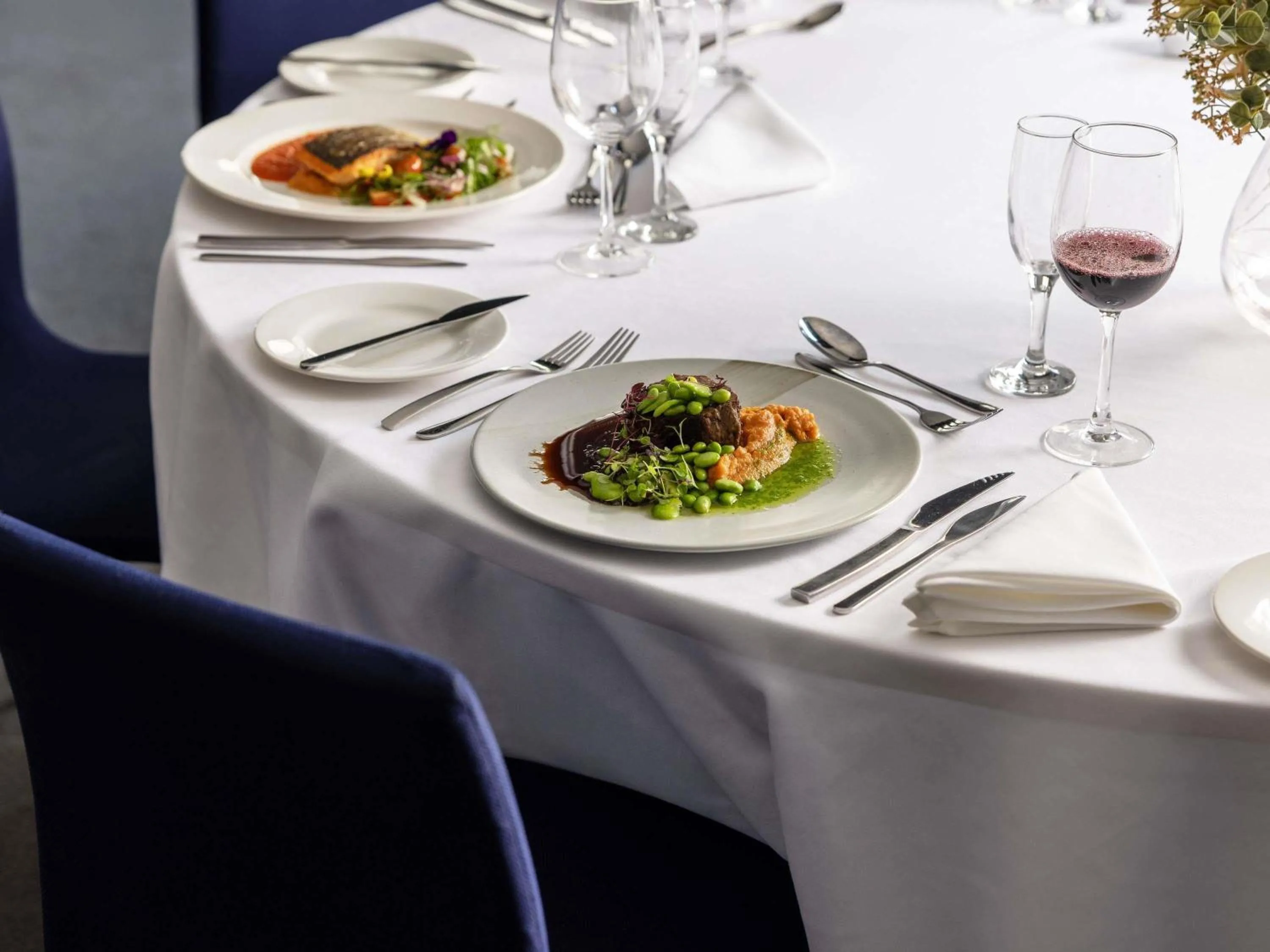 Meeting/conference room in Mantra MacArthur Hotel