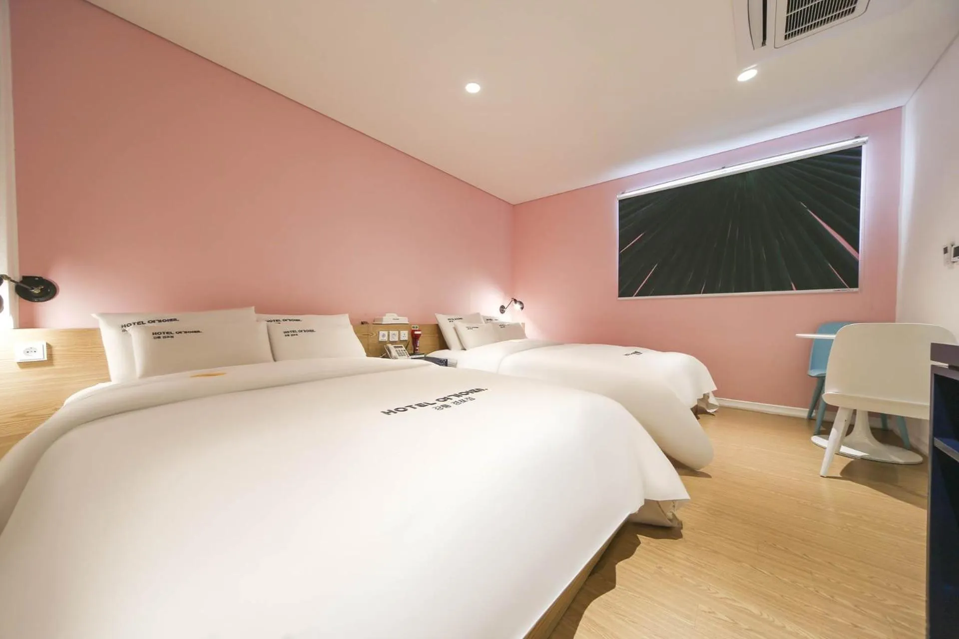 Bed in Hotel Yeogiuhtte Gyeongpo