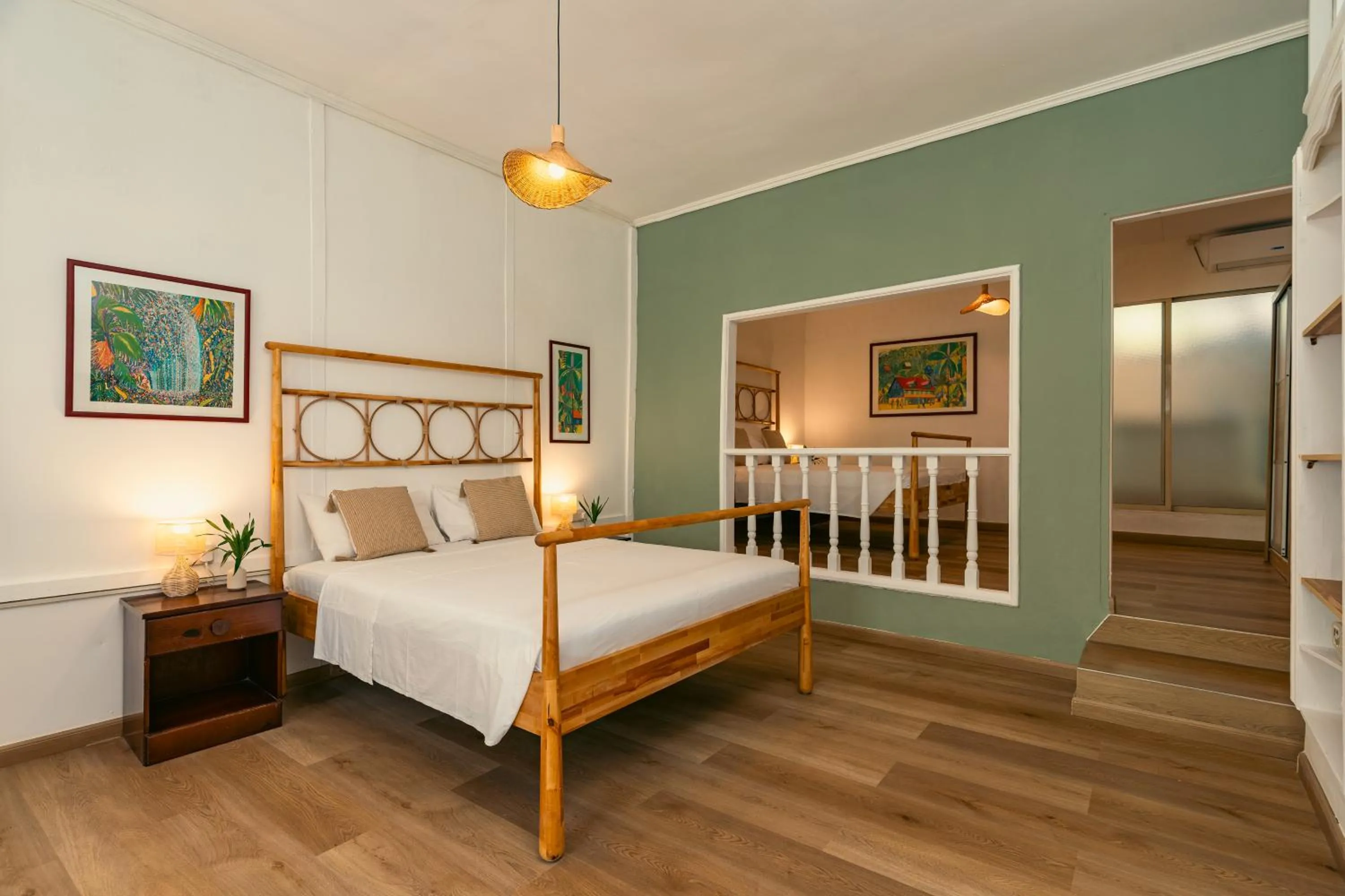 Bed in Beau Vallon Bungalows