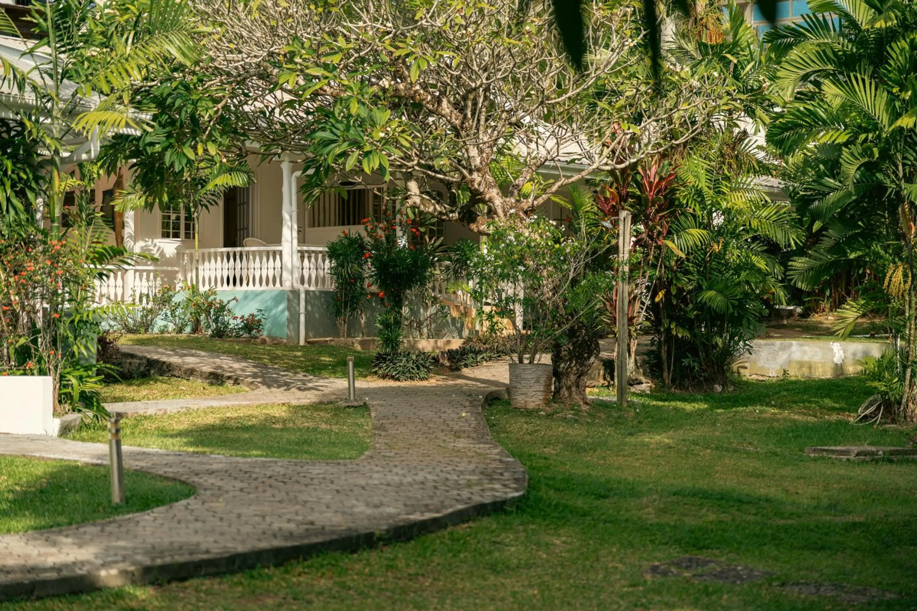 Beau Vallon Bungalows