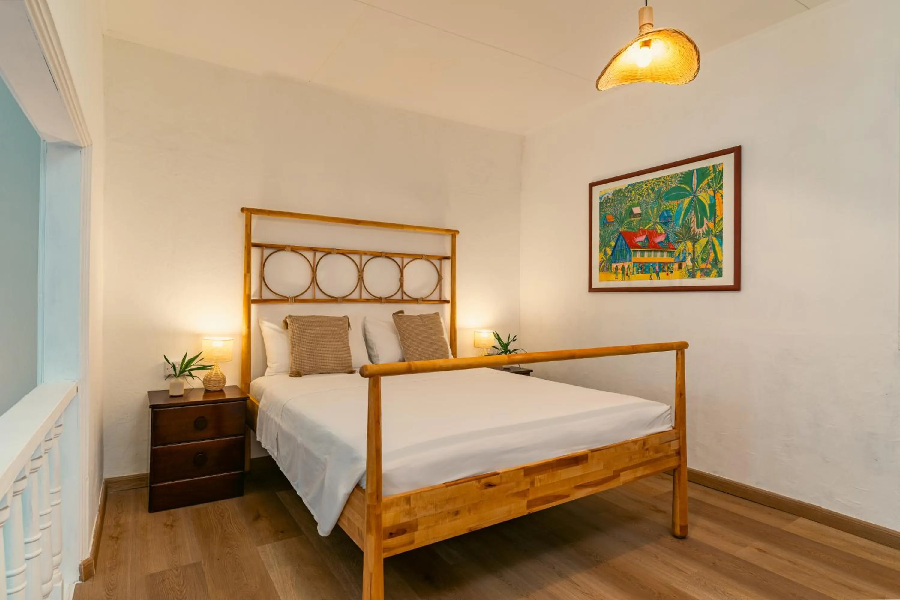 Bed in Beau Vallon Bungalows