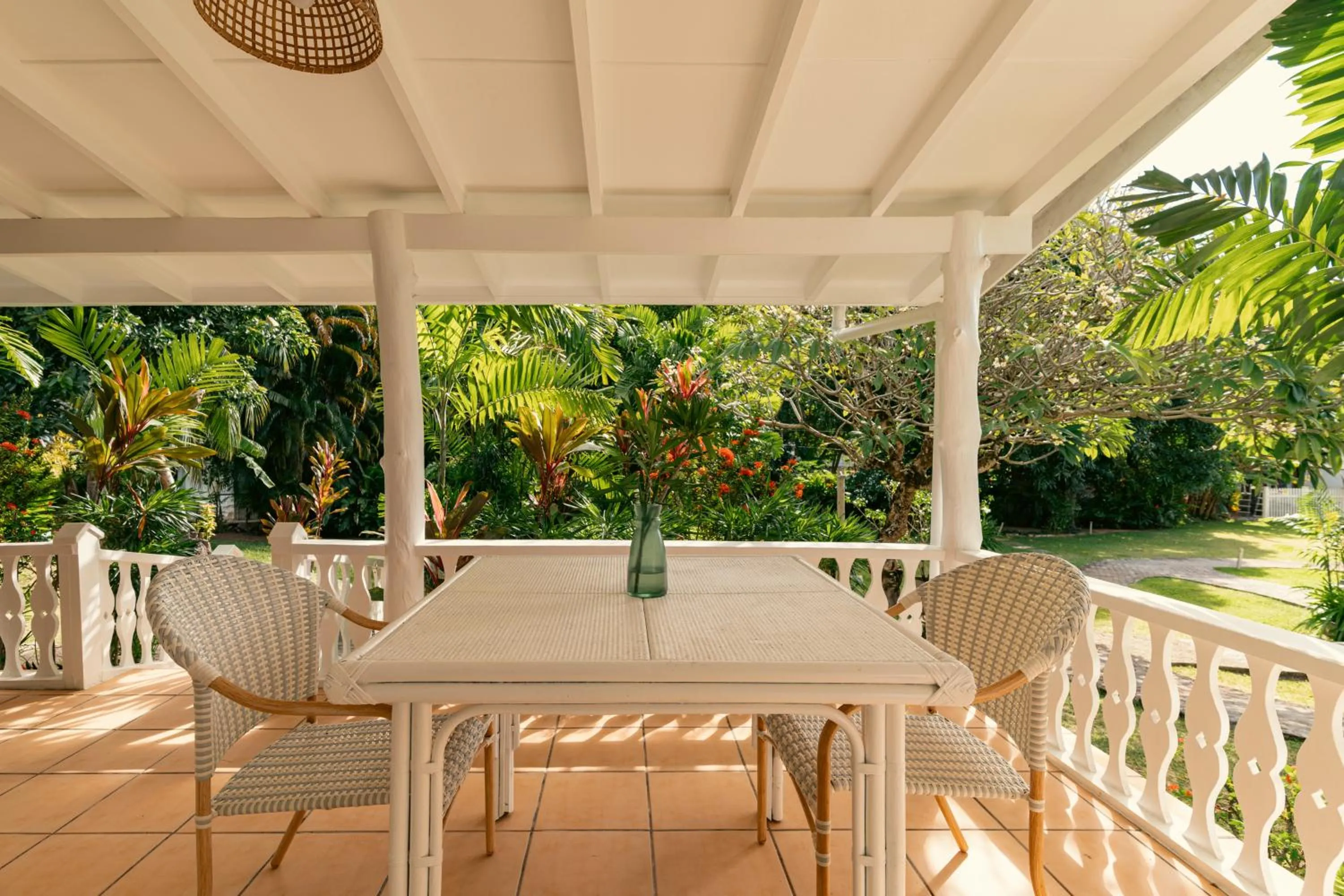 Beau Vallon Bungalows