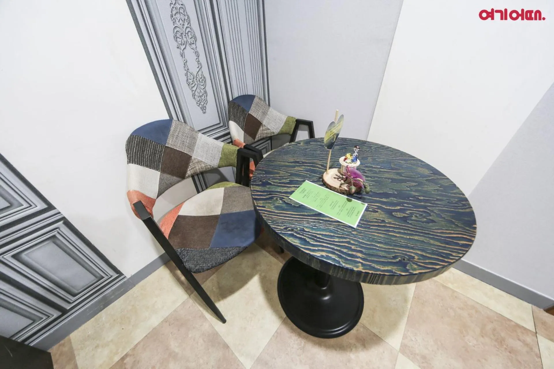 Photo of the whole room in Sky Motel