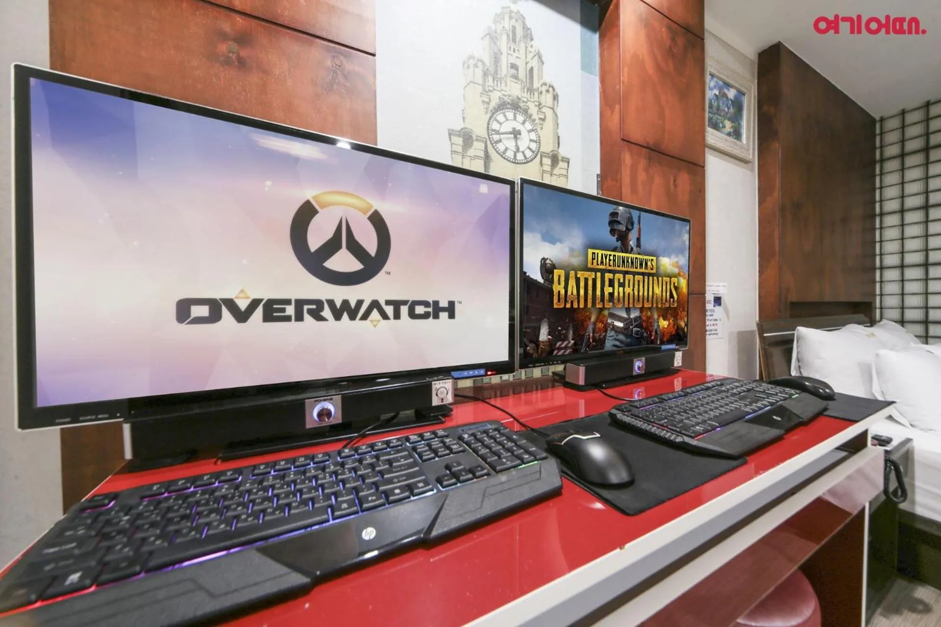 Photo of the whole room in Sky Motel