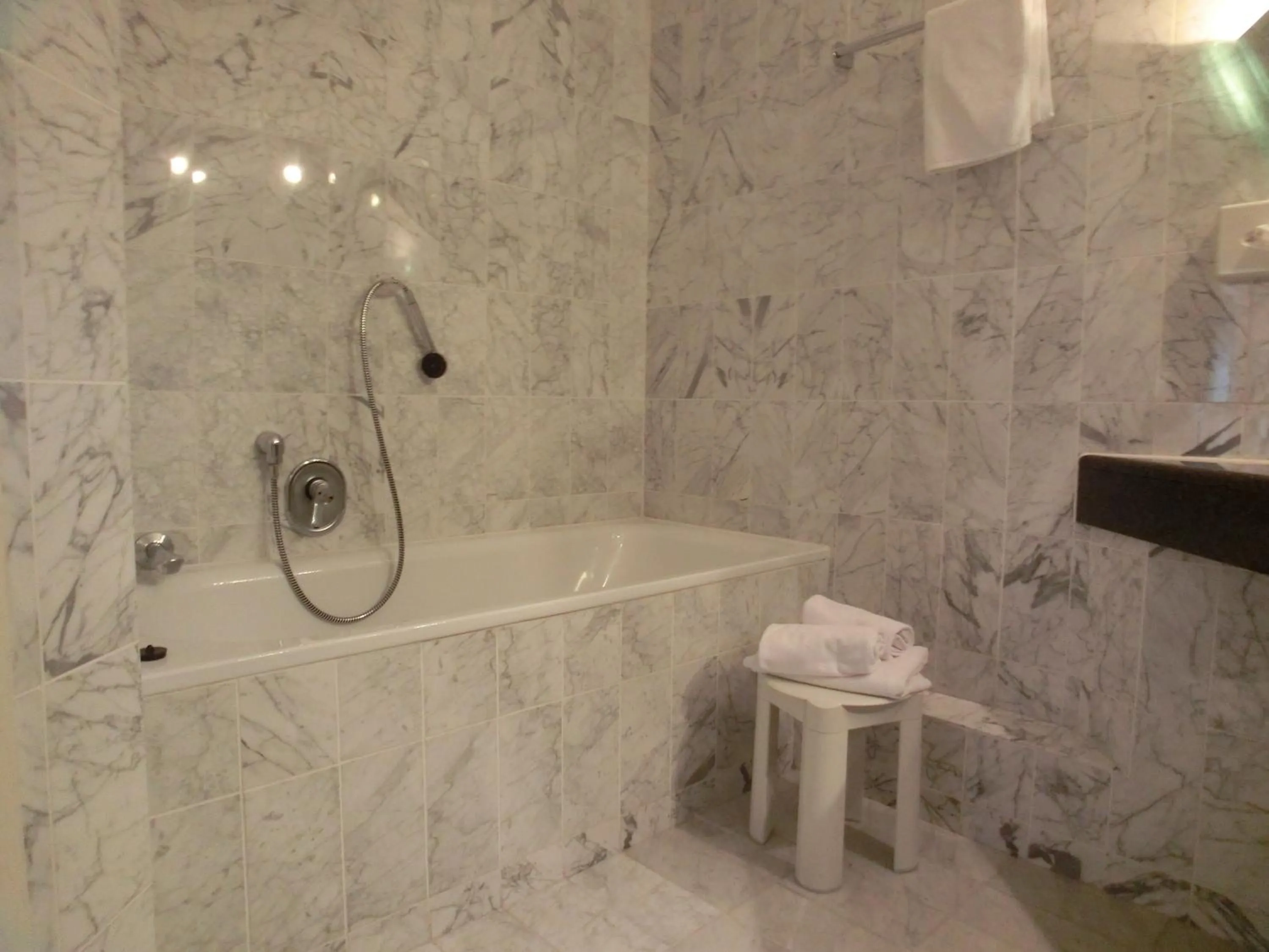 Bathroom in Hotel Nordic