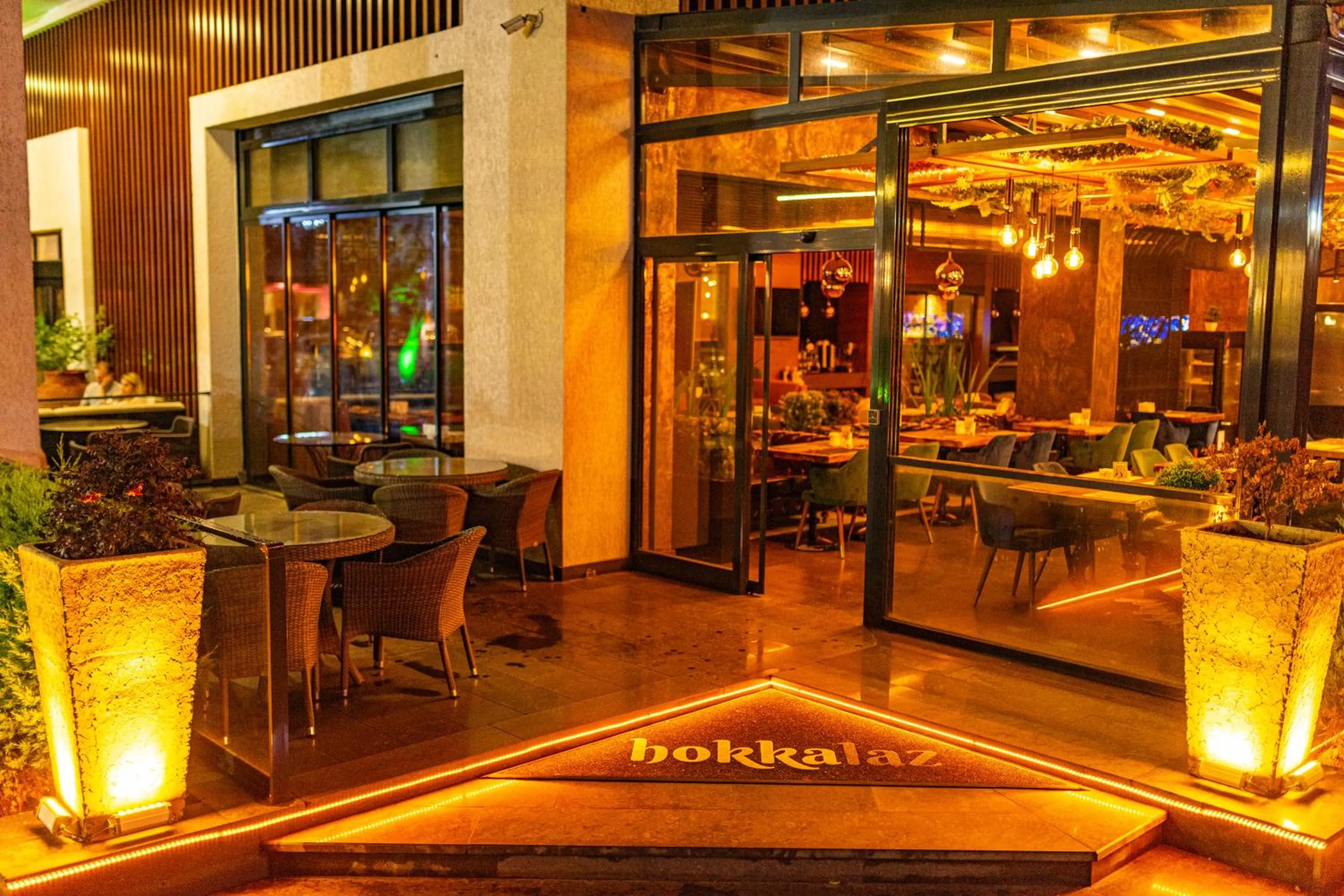 Restaurant/places to eat in Aselia Hotel Trabzon