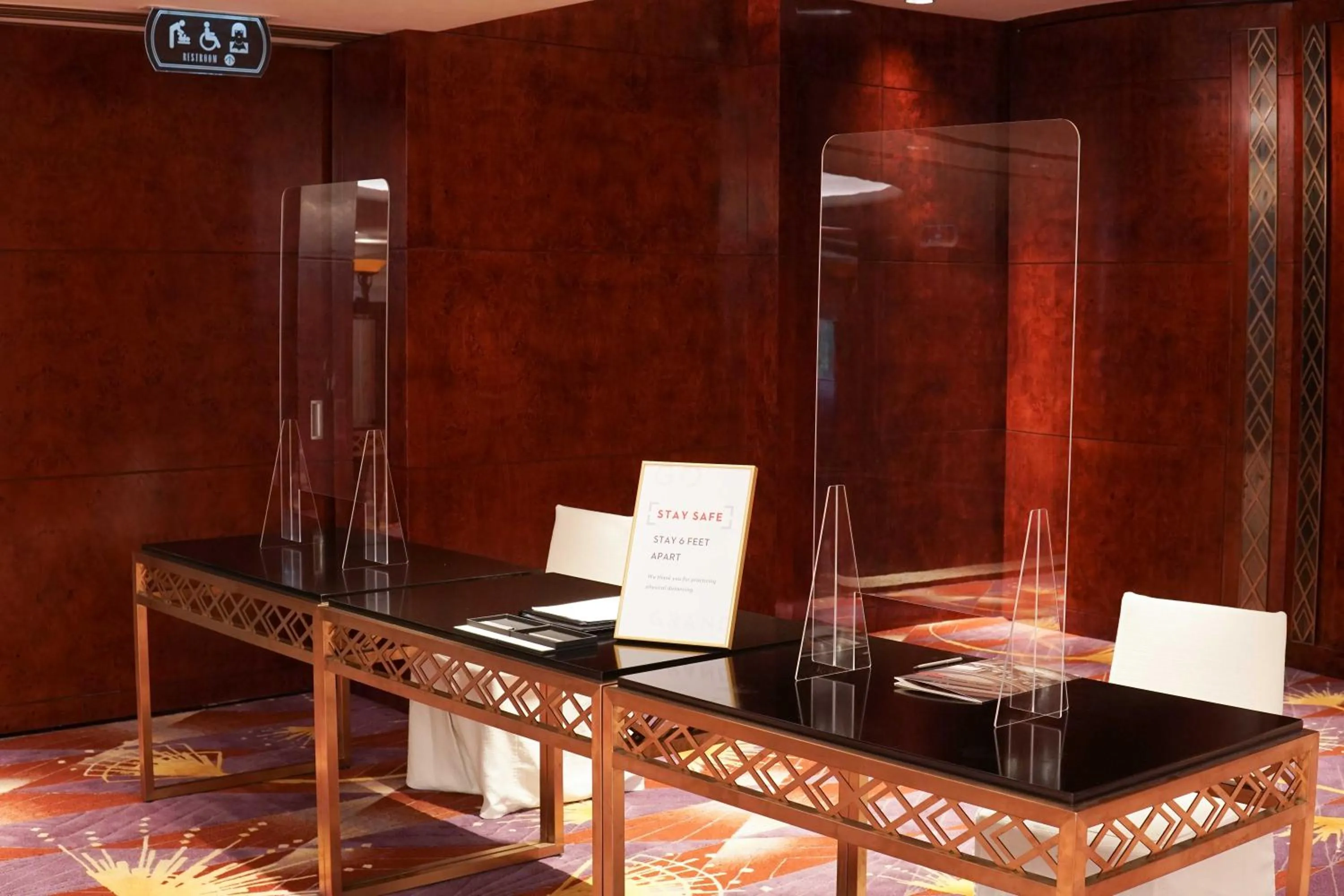 Business facilities in Grand Hyatt Hong Kong