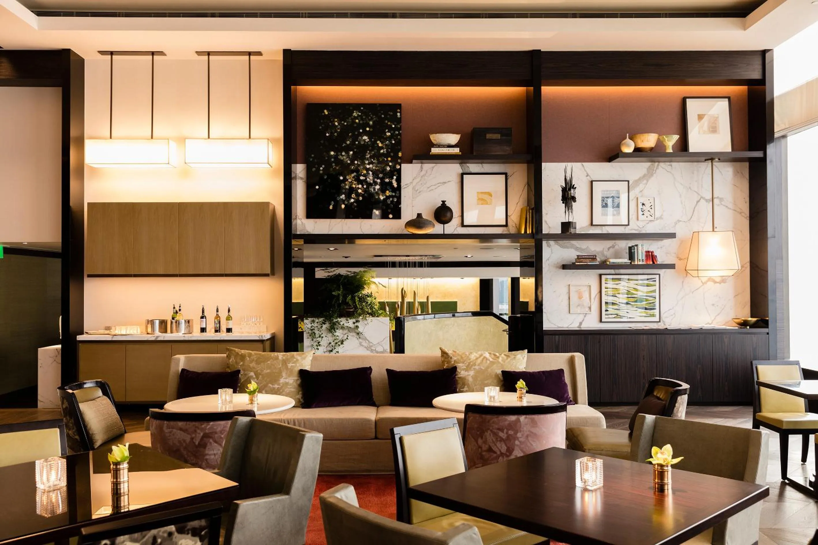 Restaurant/places to eat in Grand Hyatt Hong Kong