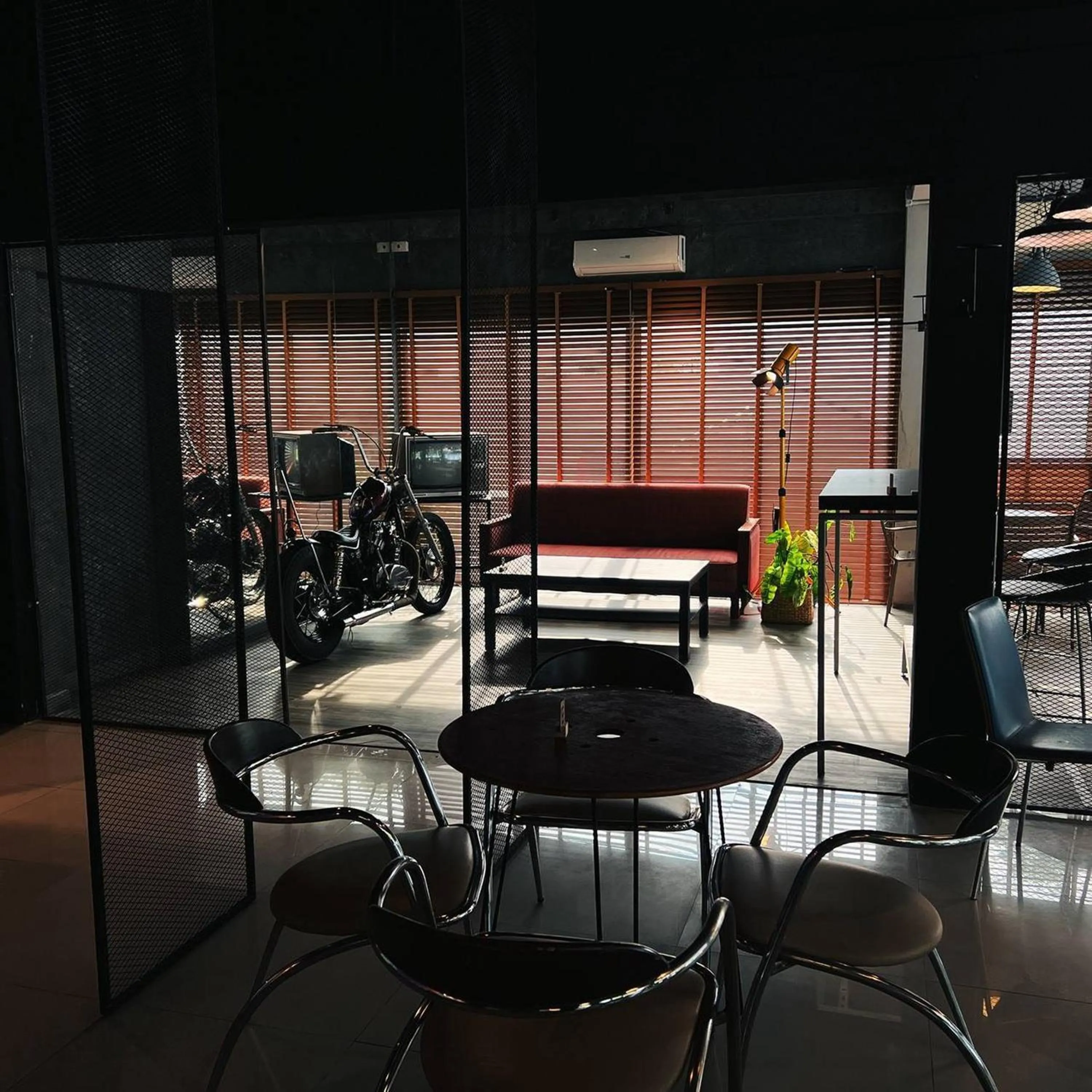 Restaurant/places to eat in BW Thai Art Style Hotel