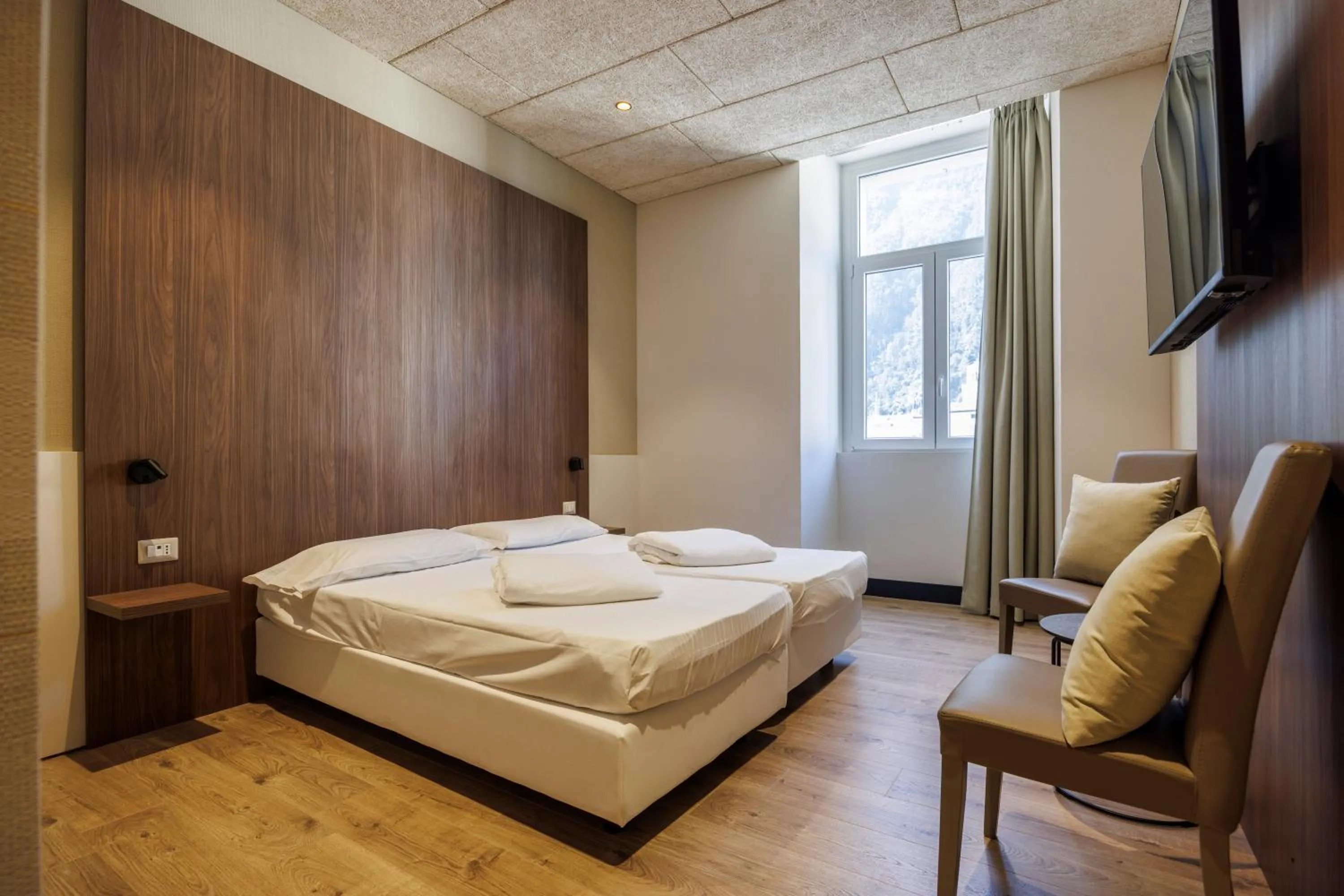 Bedroom, Bed in Grand Hotel Riva