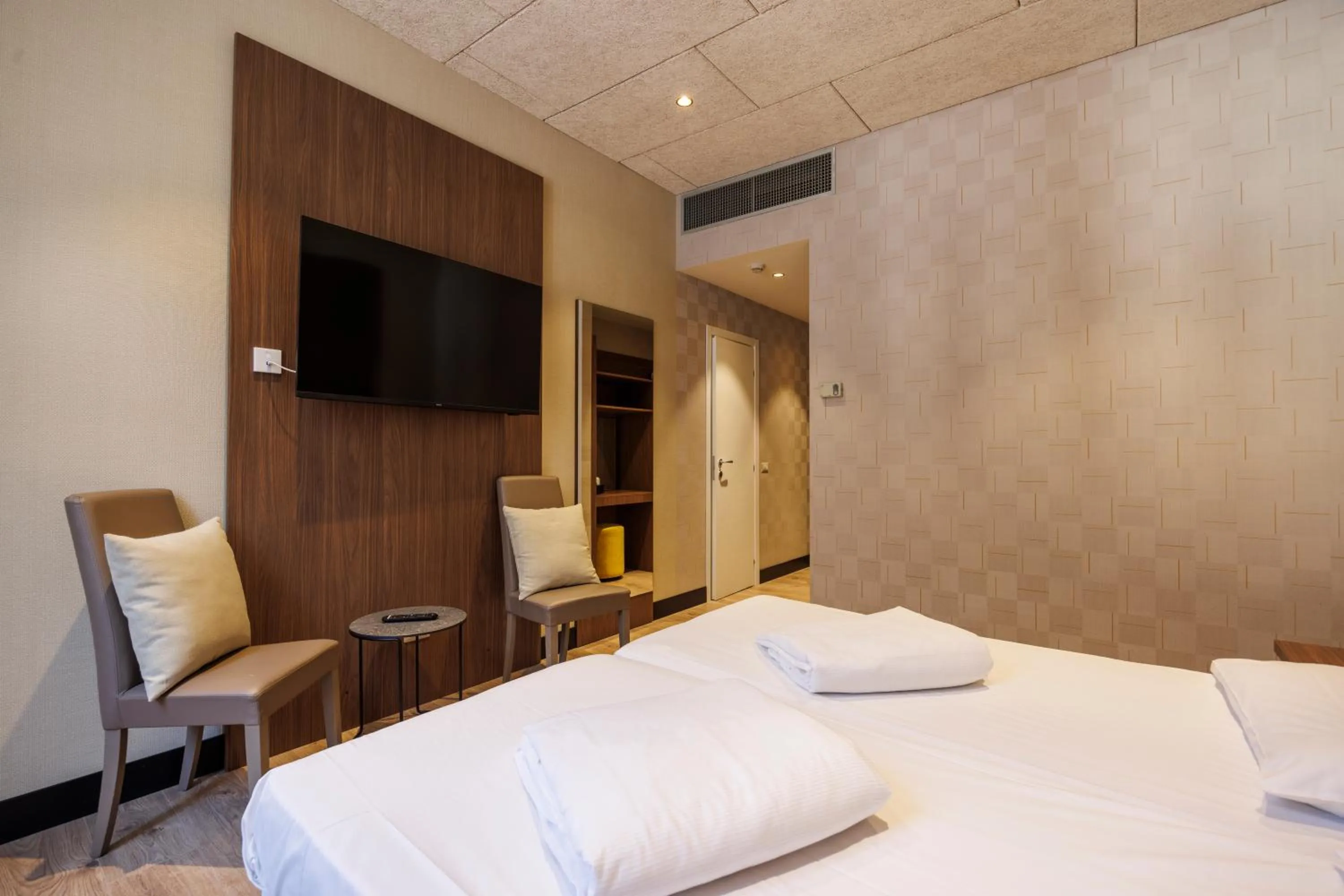 Photo of the whole room, Bed in Grand Hotel Riva