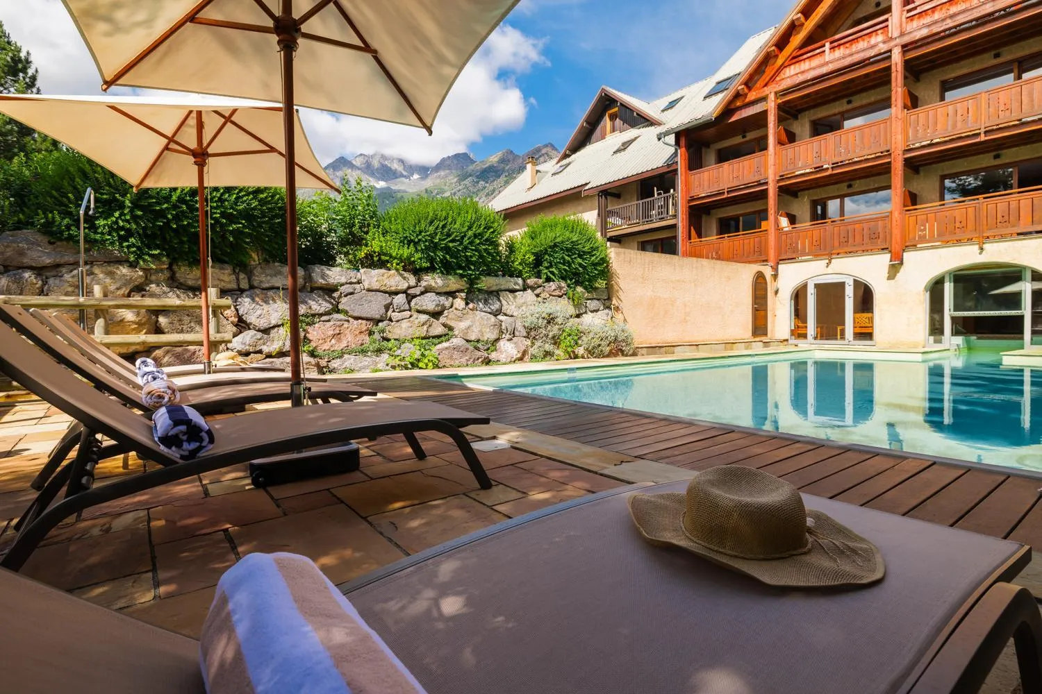 Alliey & Spa Piscine Appart-hôtel Serre chevalier