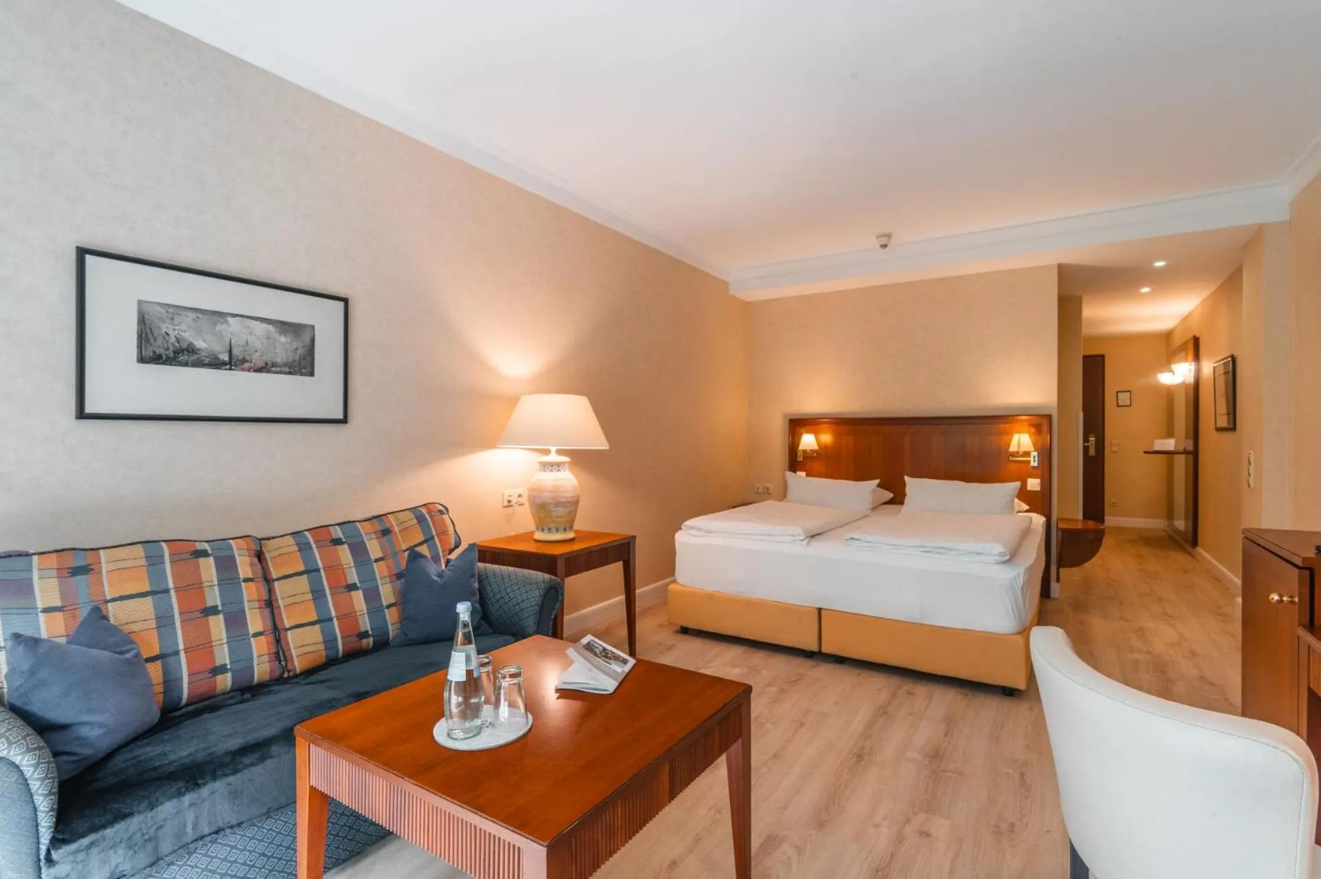 Photo of the whole room, Bed in Grand Hotel Binz