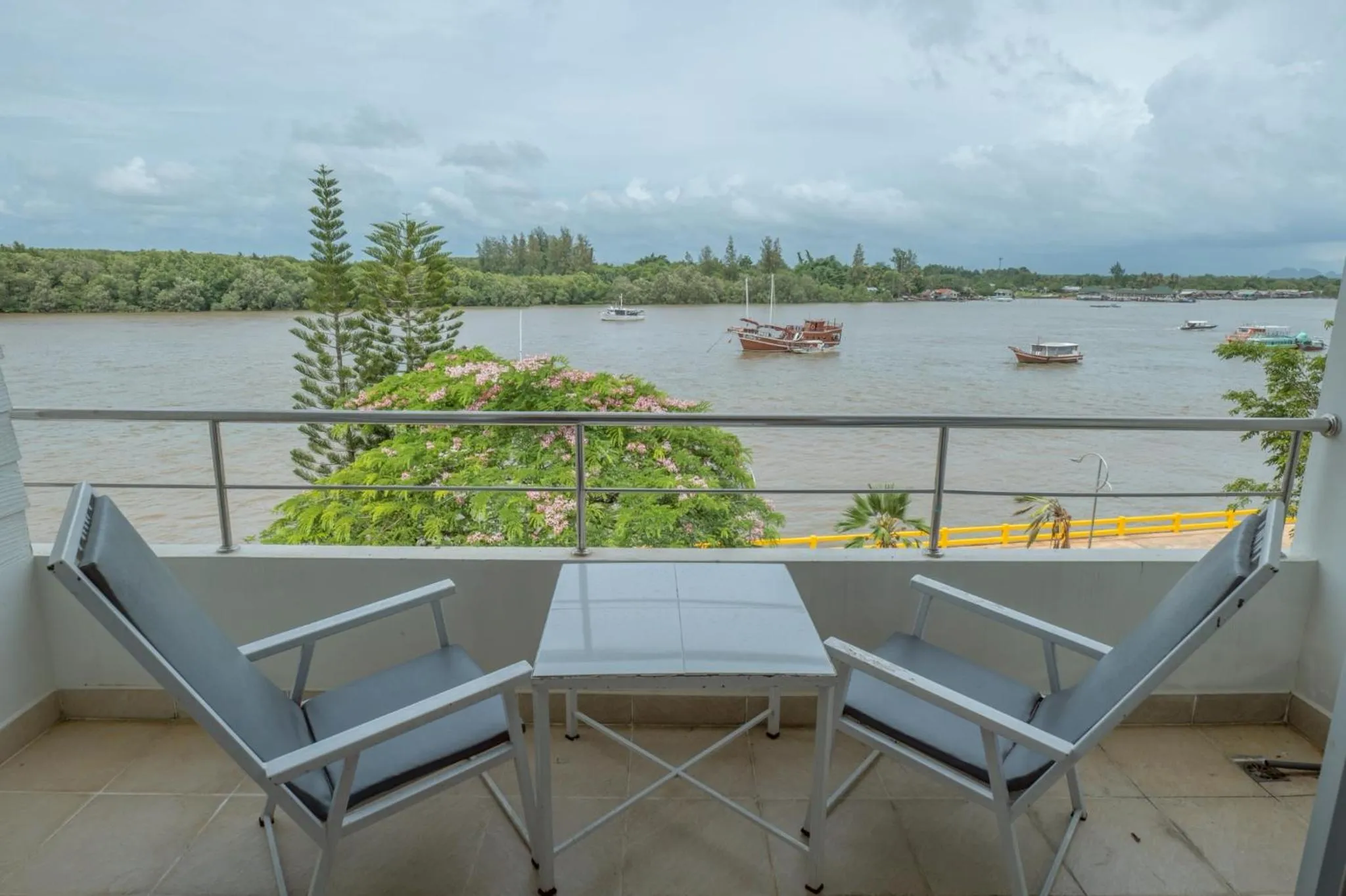 Patio in Krabi River Hotel