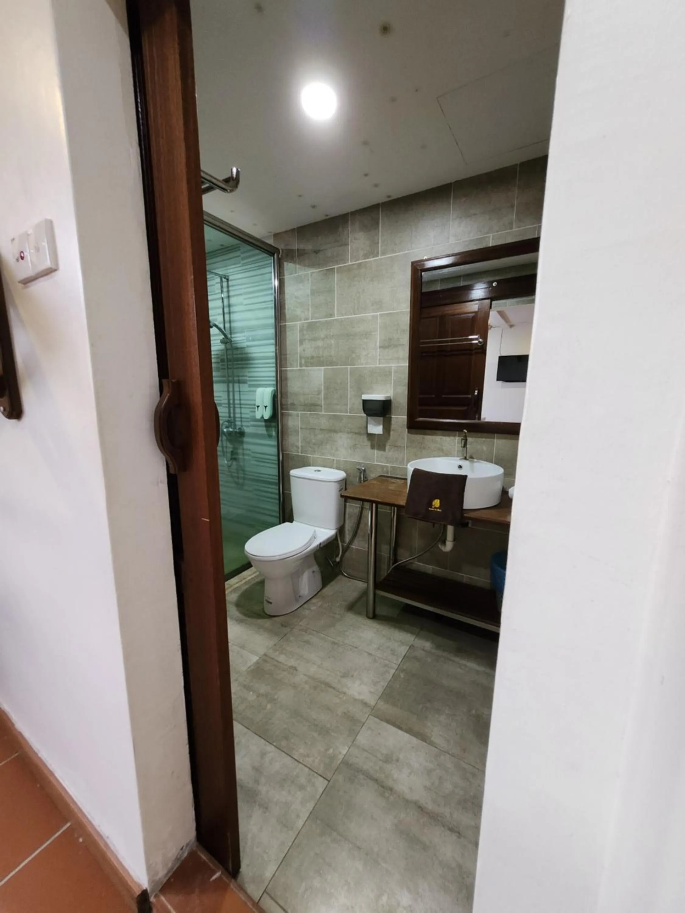 Shower in Uptown Eco Hotel