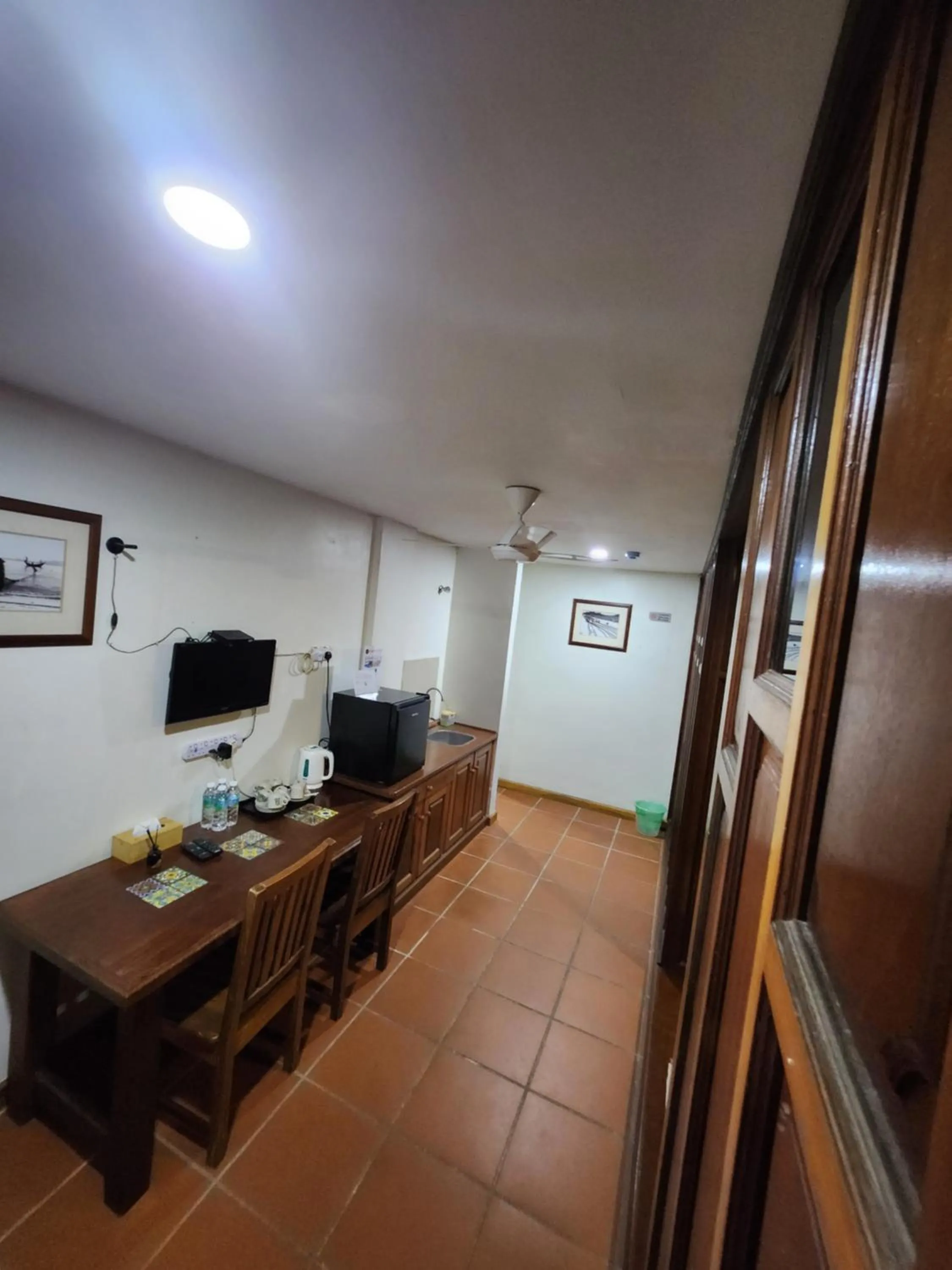 Dining area in Uptown Eco Hotel