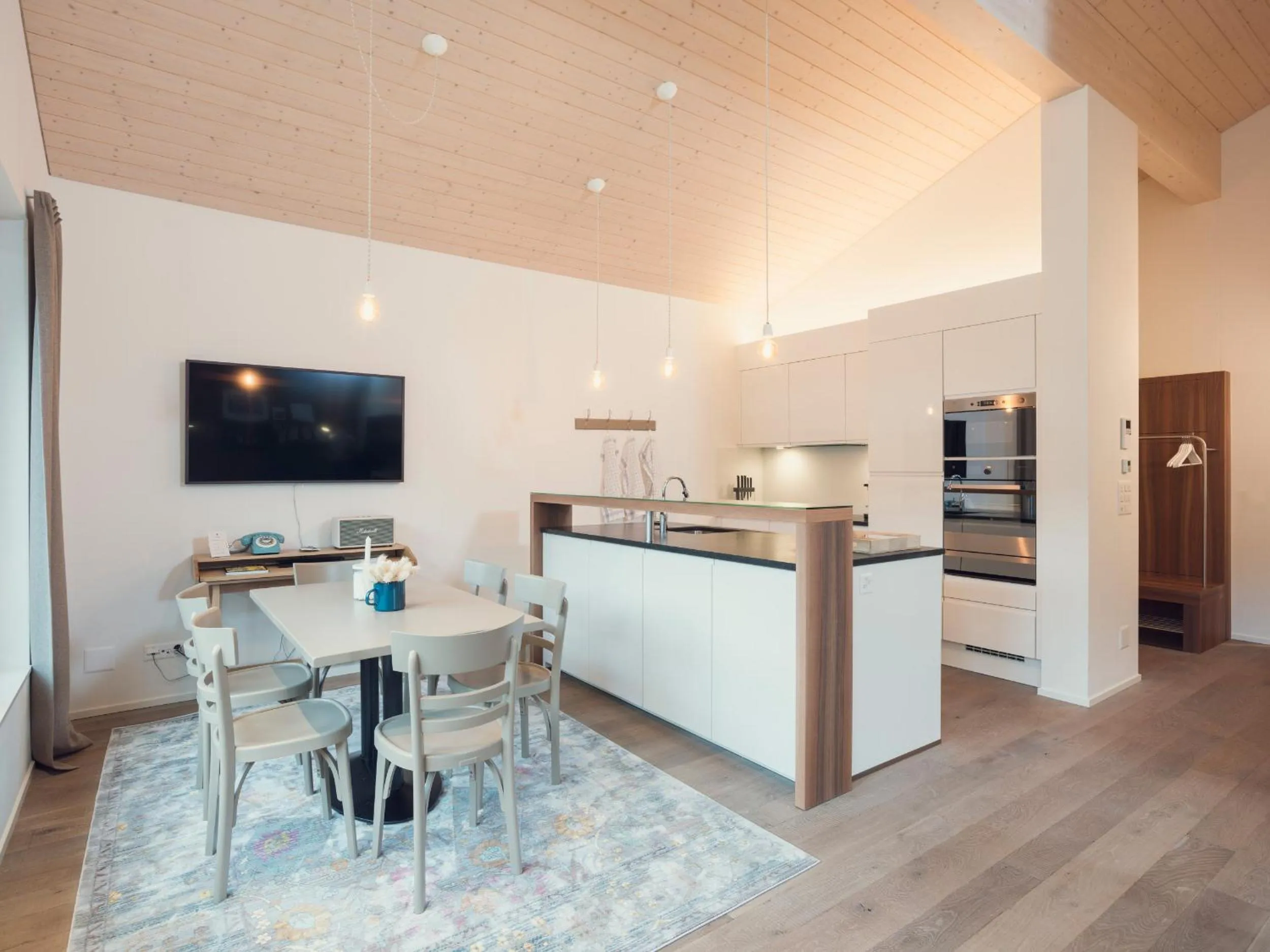 Kitchen or kitchenette in OVERLOOK Lodge by CERVO Zermatt