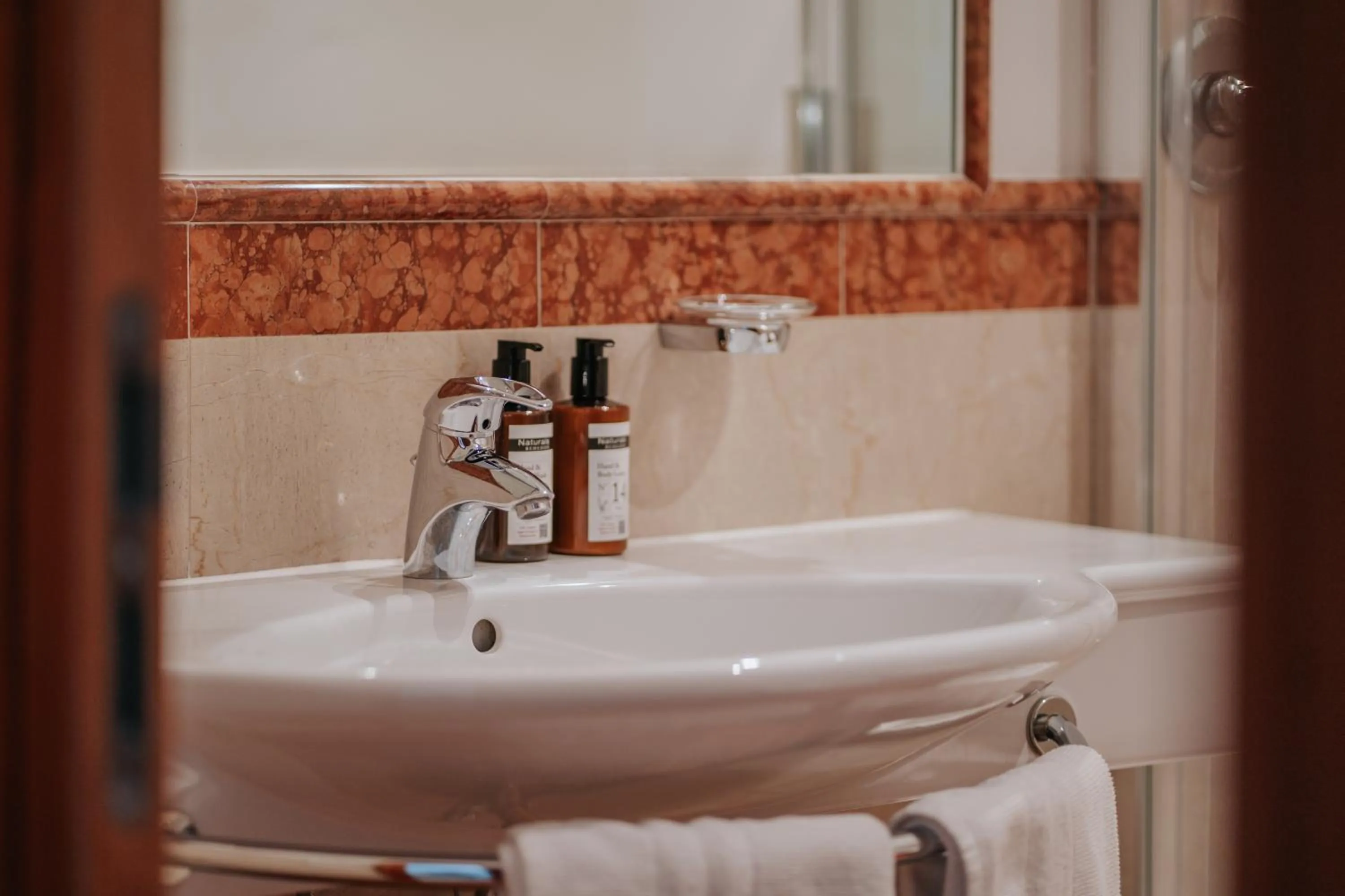 Bathroom in Windsor Merano Hotel & Suites