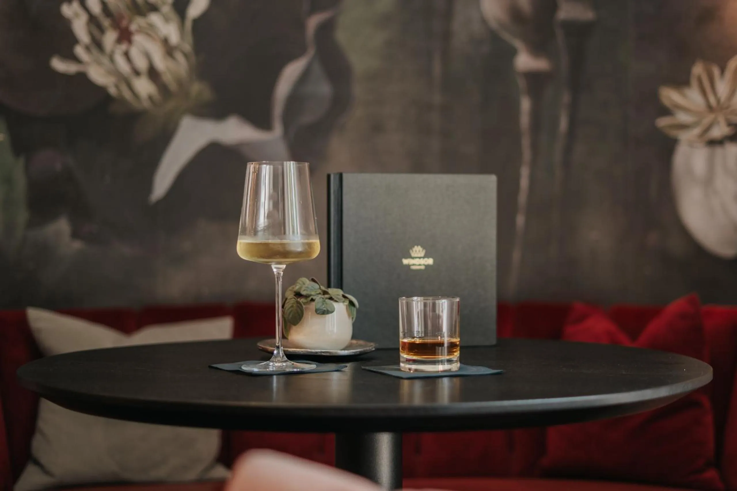 Lounge or bar in Windsor Merano Hotel & Suites