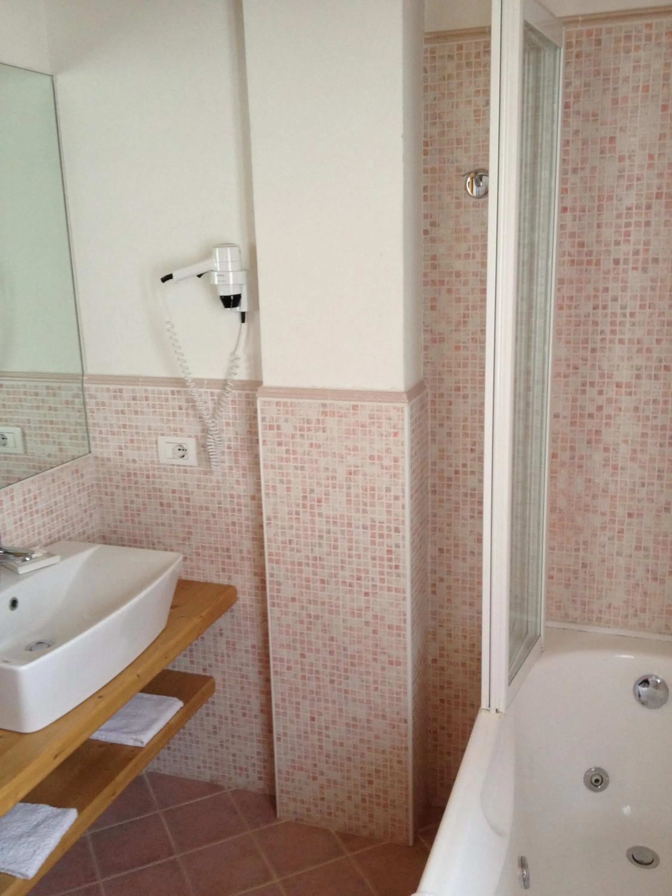 Shower in Meublè Cima Bianca Garni