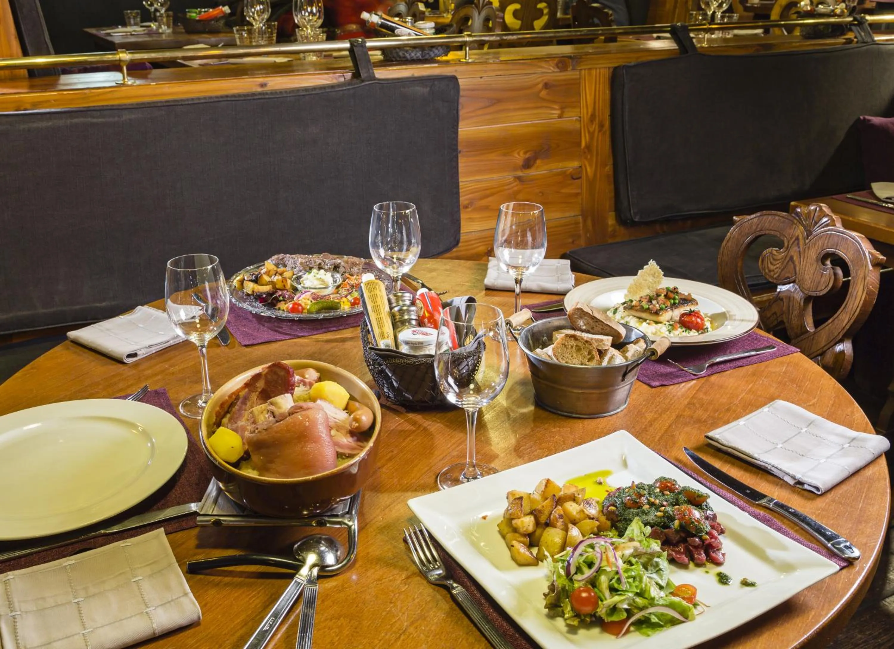 Food in Hotel Kandahar