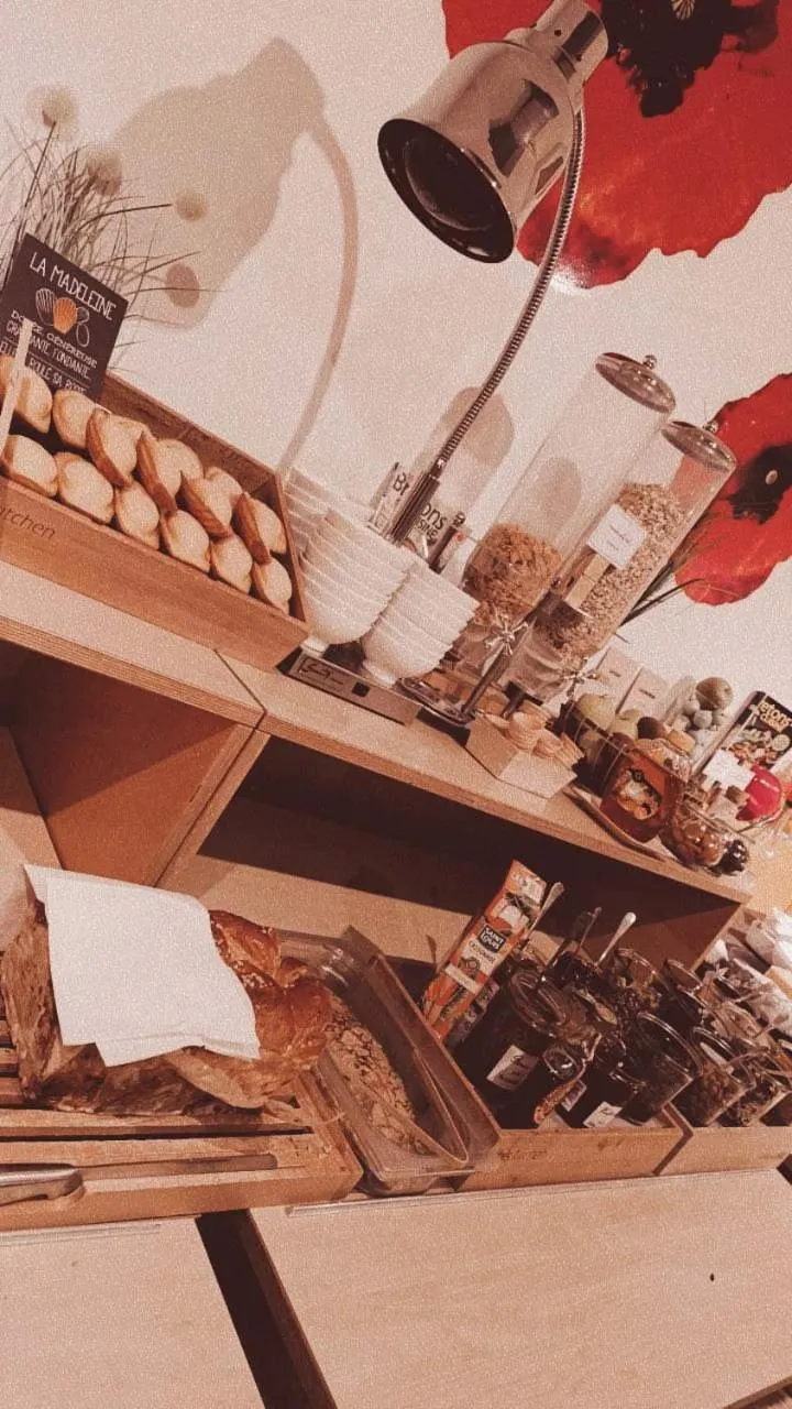 Continental breakfast in ibis Saint Brieuc Yffiniac