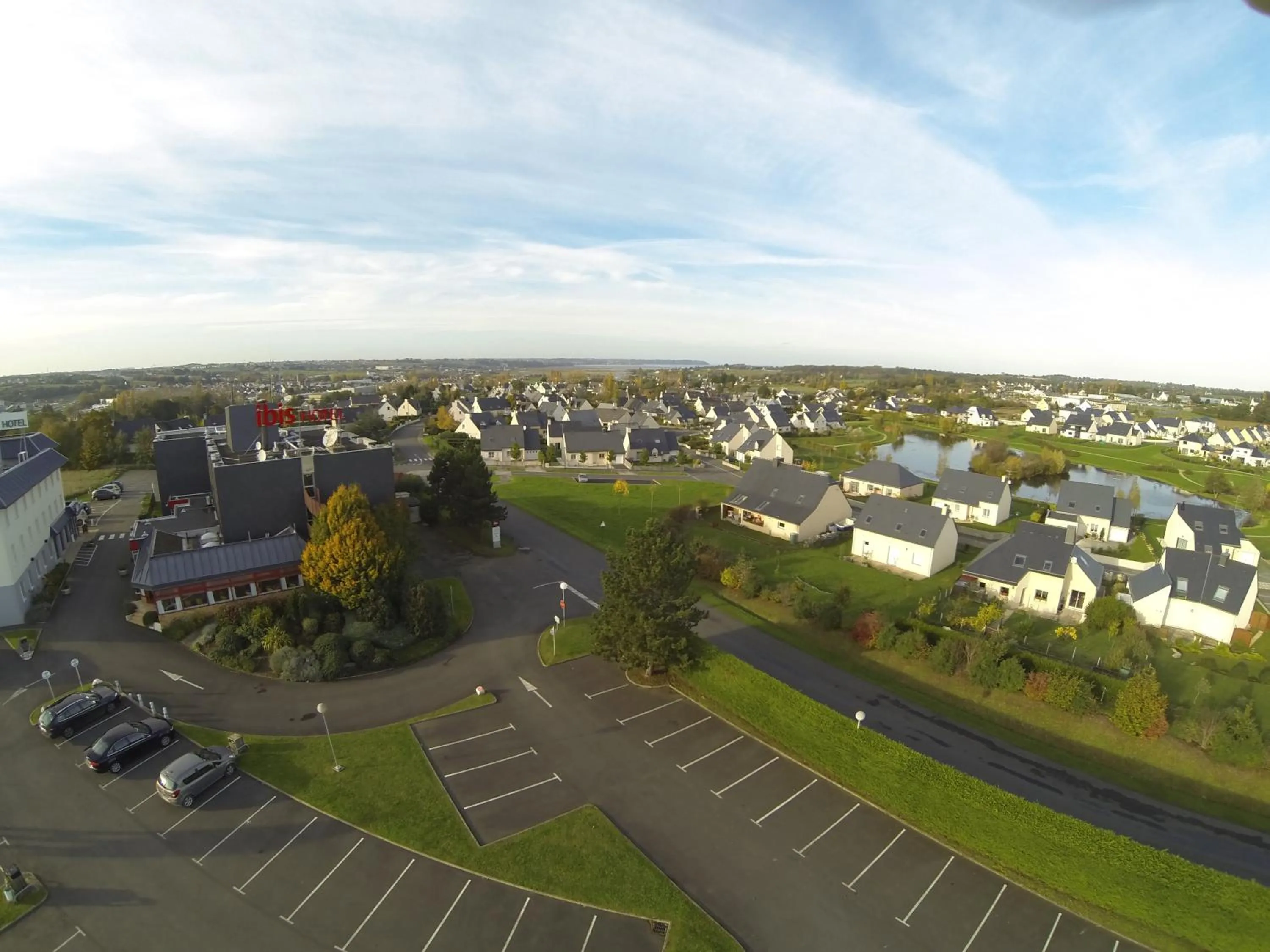 Shopping Area in ibis Saint Brieuc Yffiniac