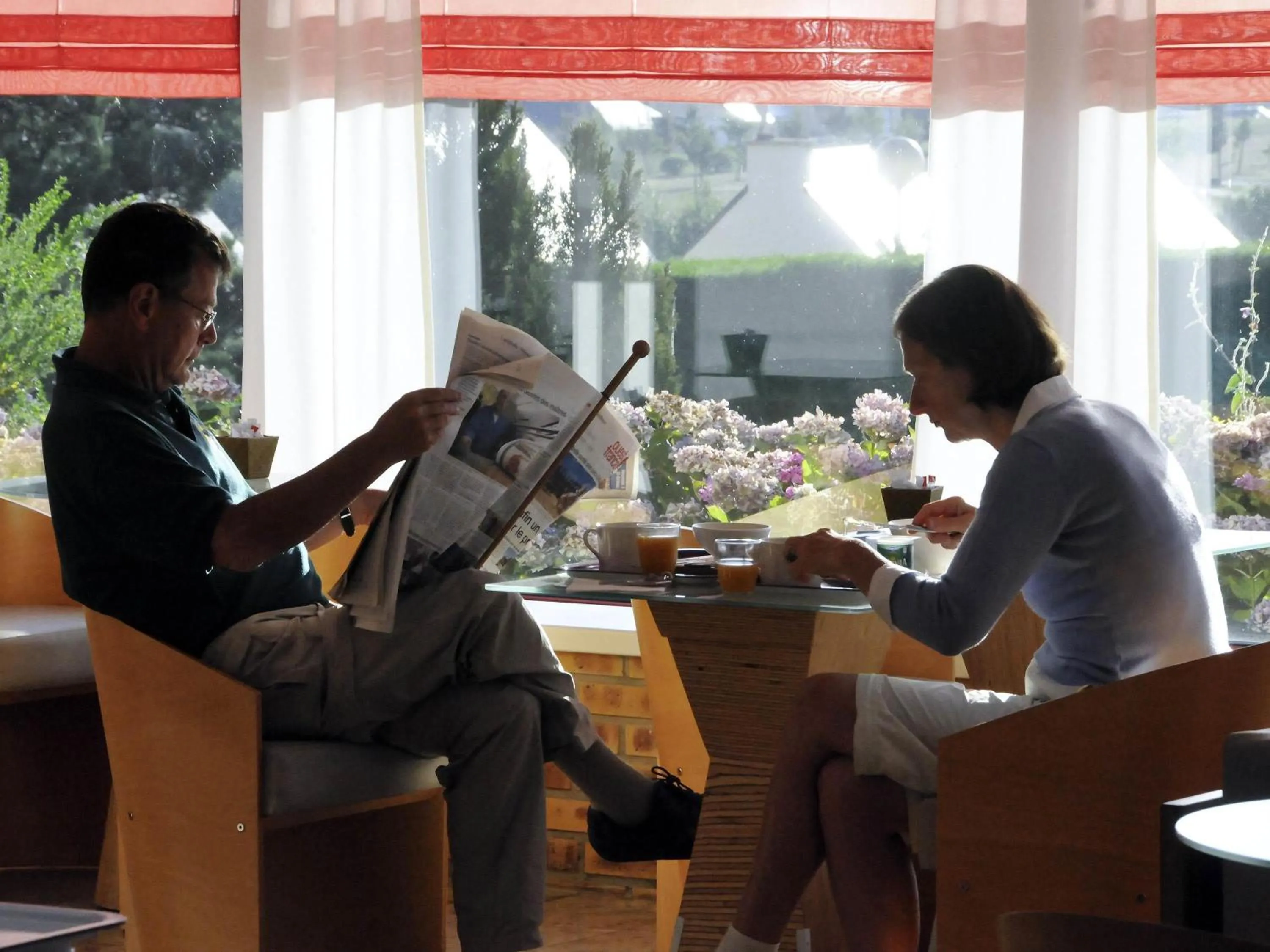 Restaurant/places to eat in ibis Saint Brieuc Yffiniac