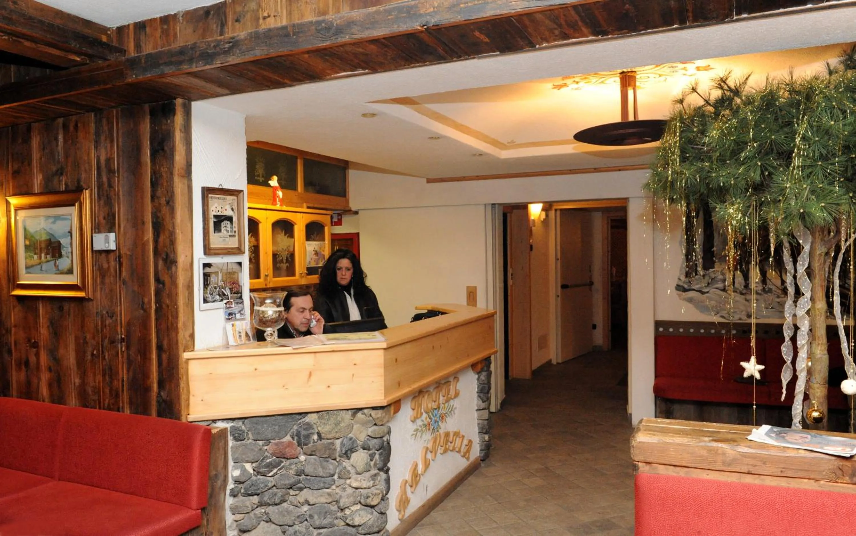 Lobby/Reception in Hotel Helvetia