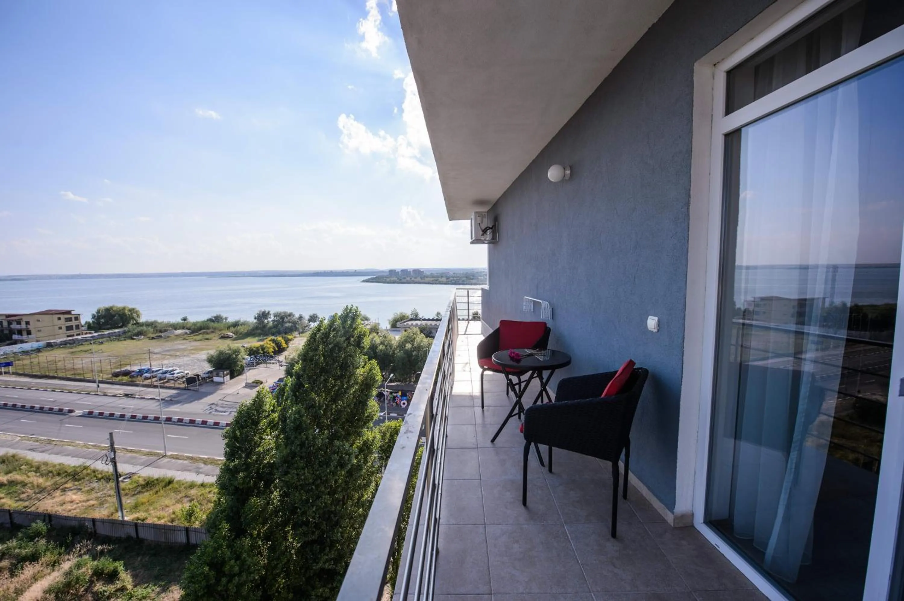 Balcony/Terrace in Magnum Residence