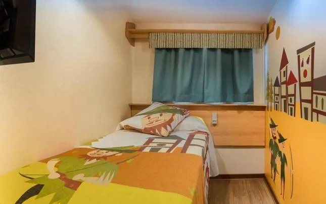 Bed in Magic Robin Hood