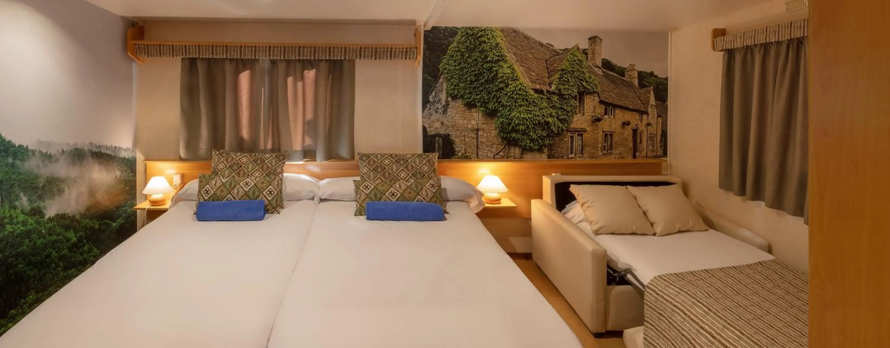 Bed in Magic Robin Hood