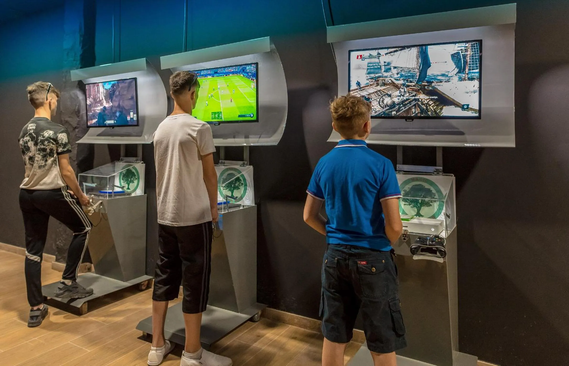 Game Room in Magic Robin Hood